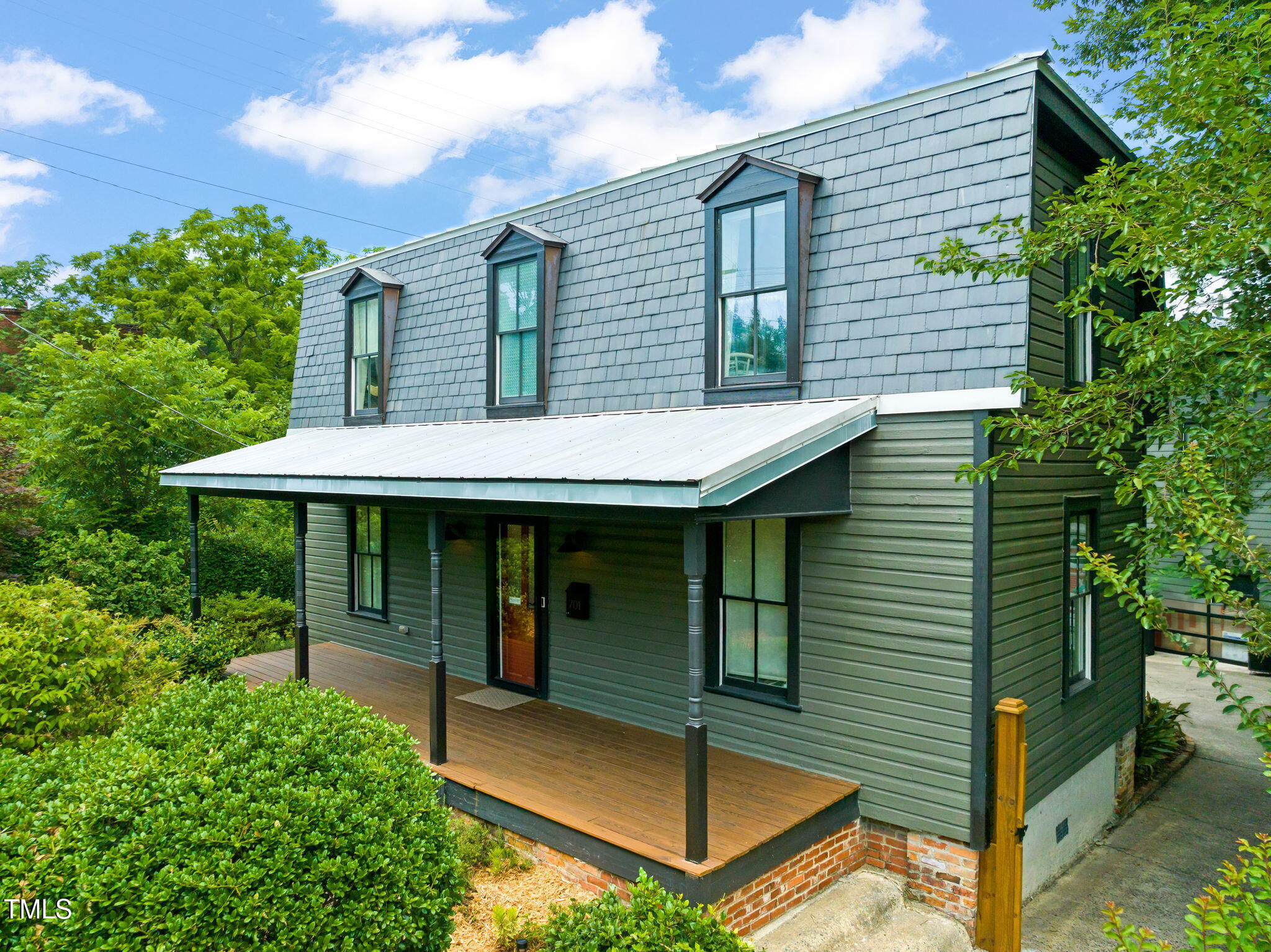 701 Holloway Street