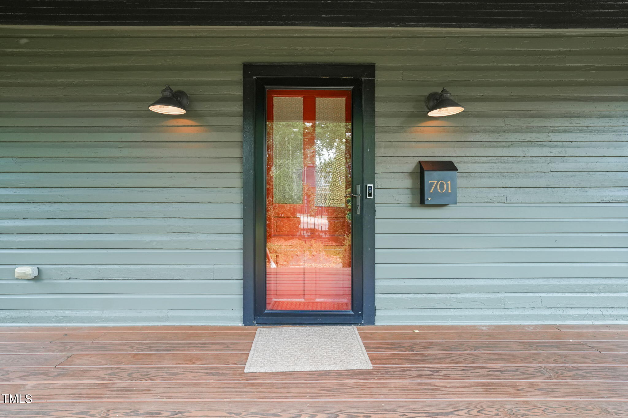 701 Holloway Street