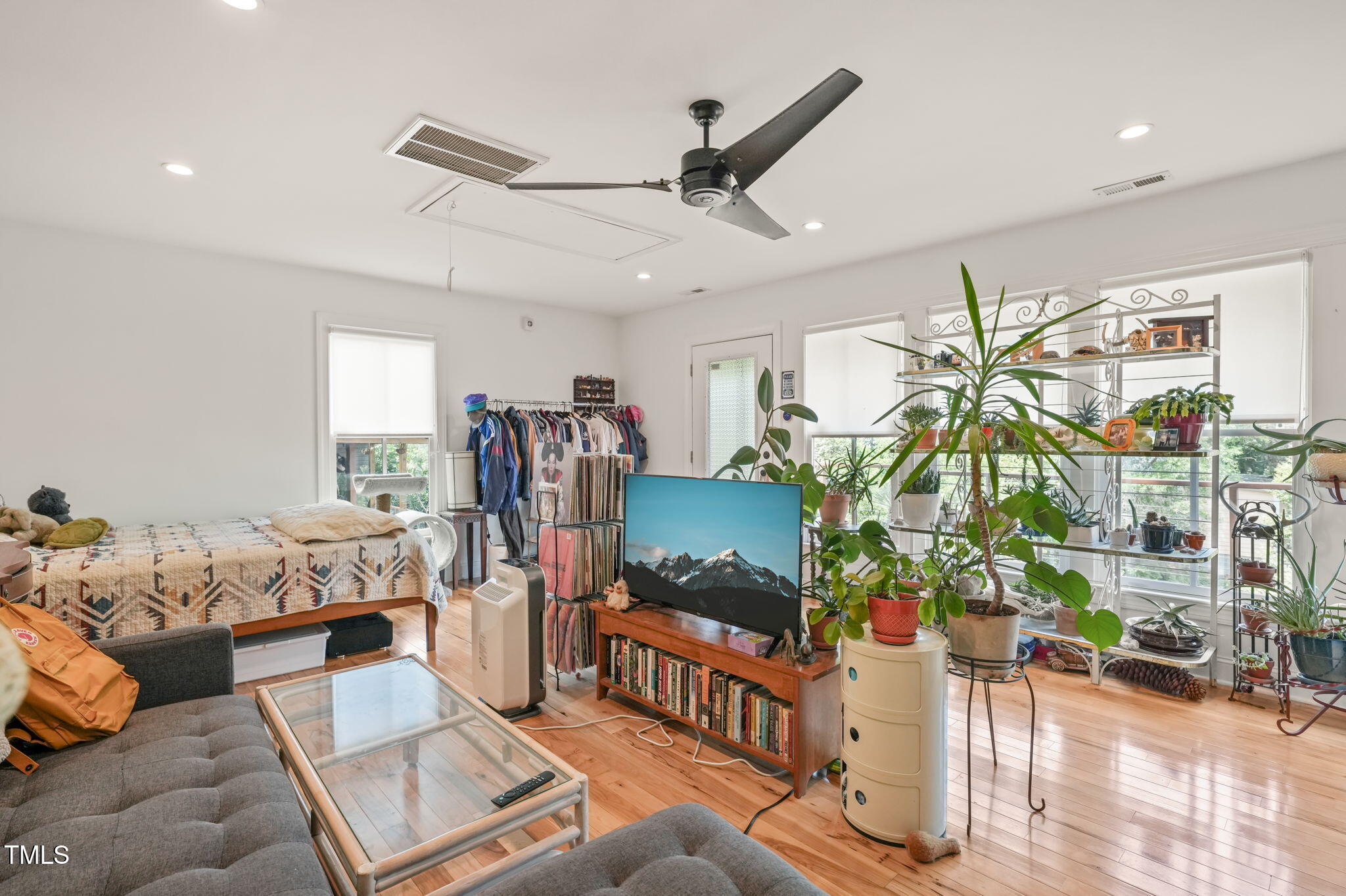 701 Holloway Street