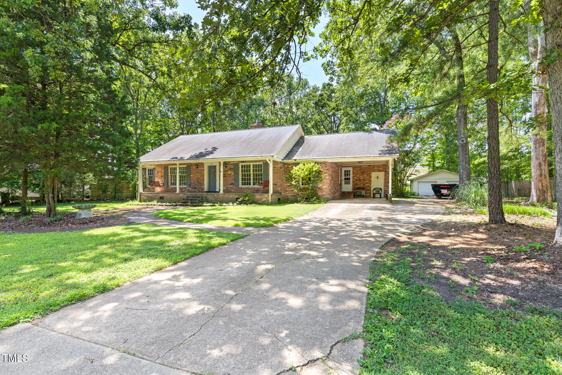 1305 Shady Lane
