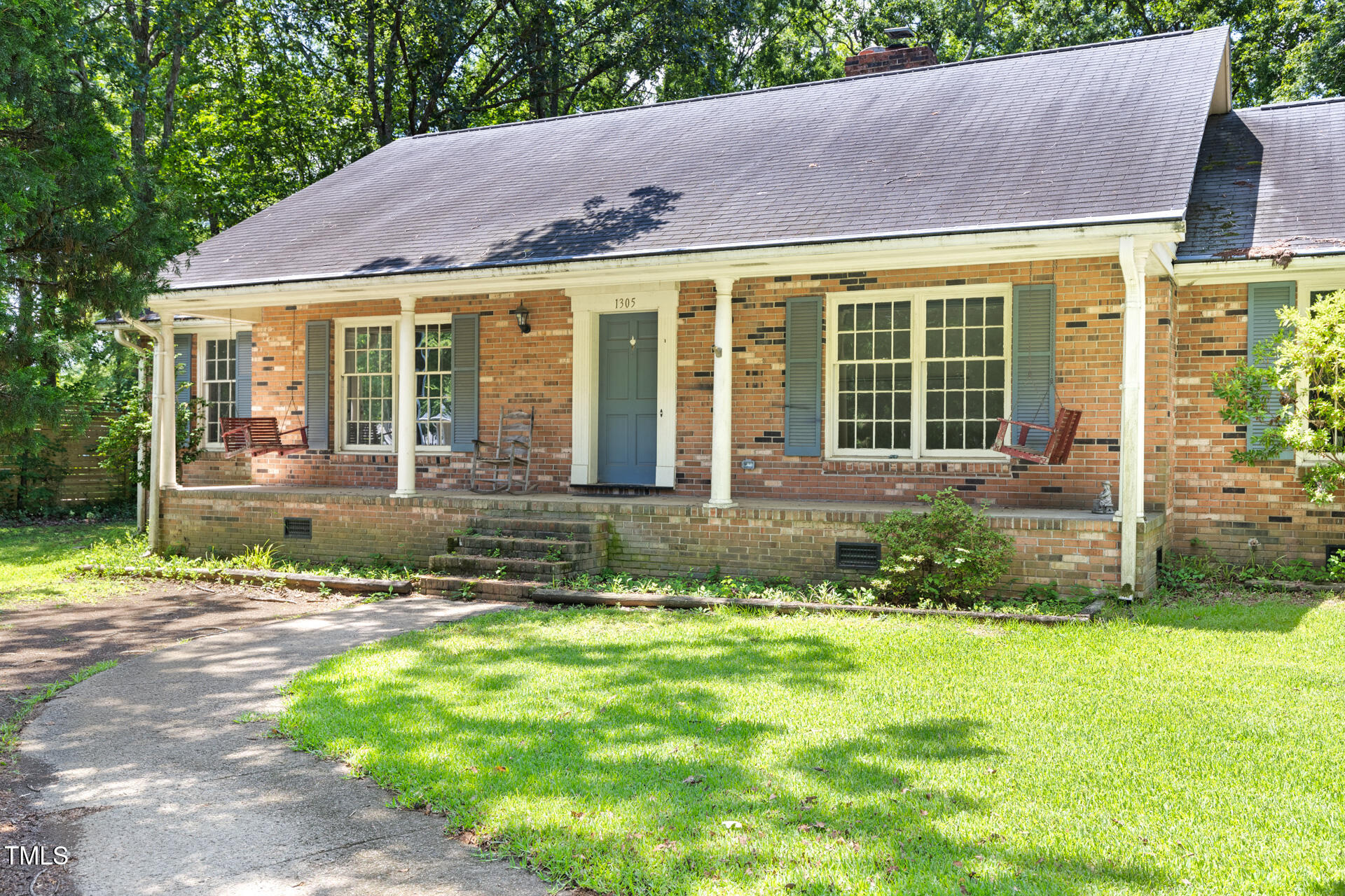 1305 Shady Lane