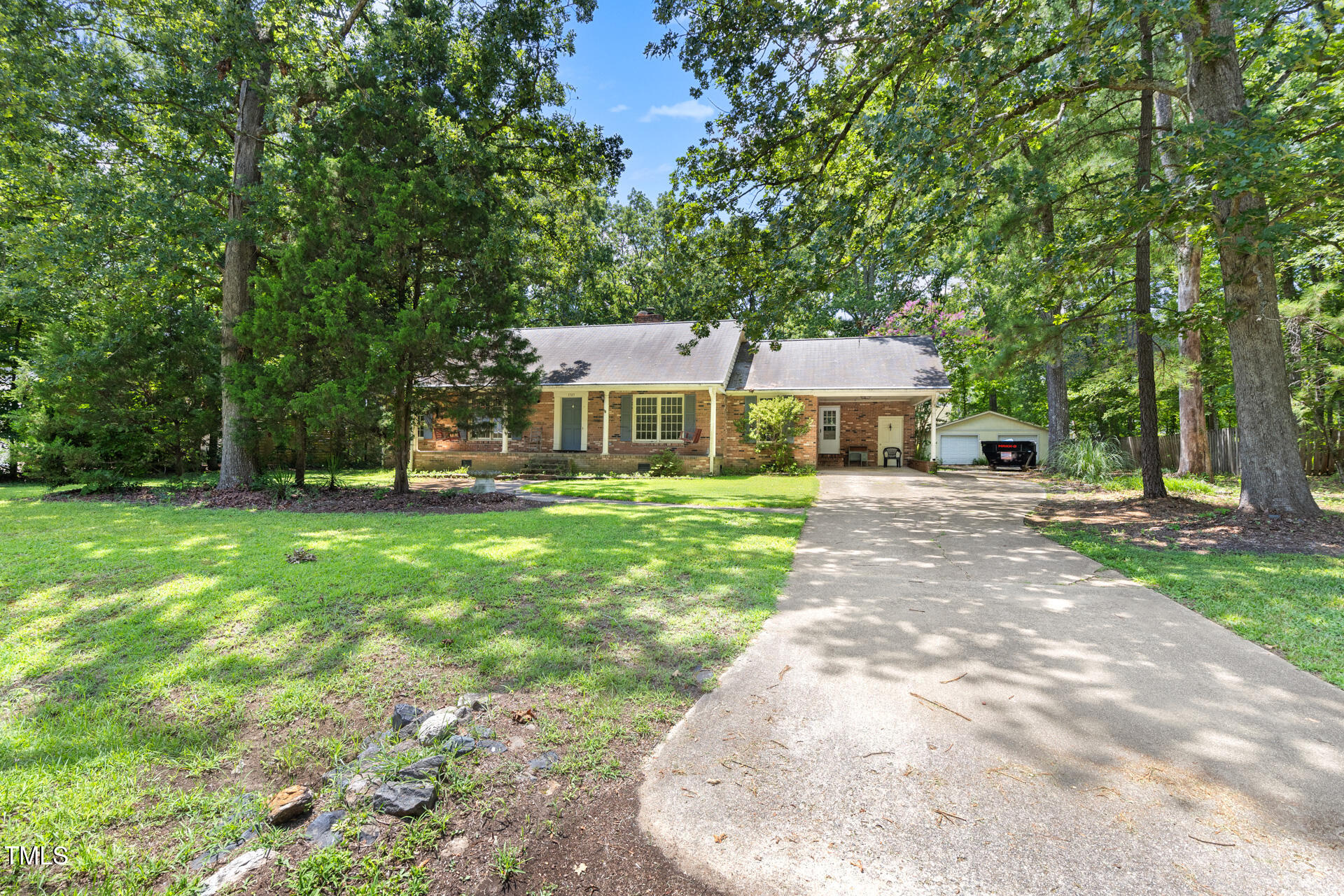 1305 Shady Lane