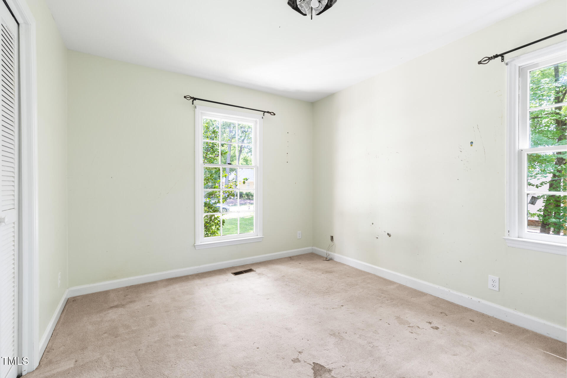 1305 Shady Lane