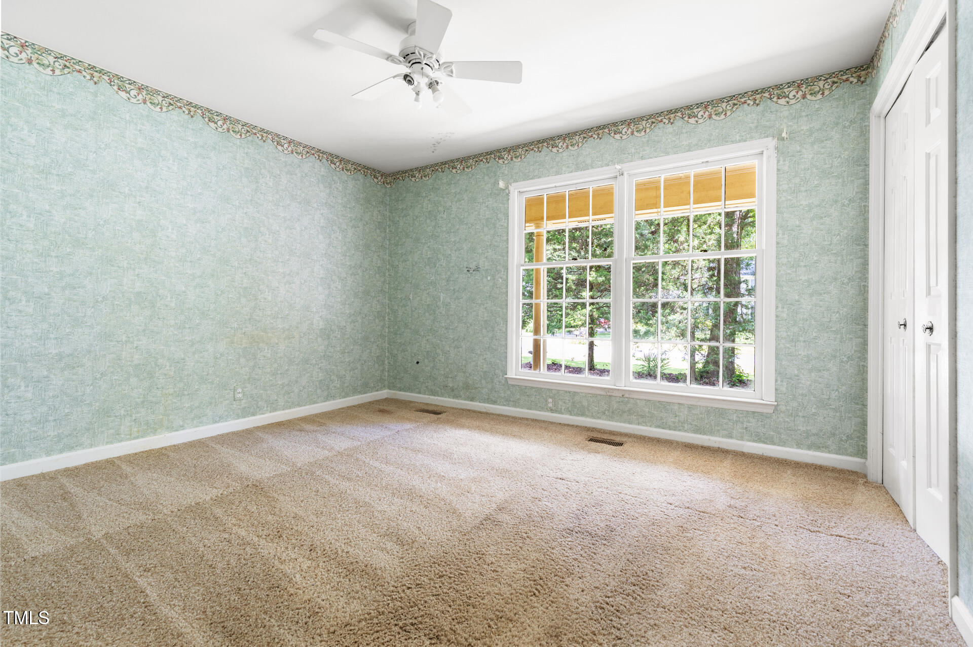 1305 Shady Lane