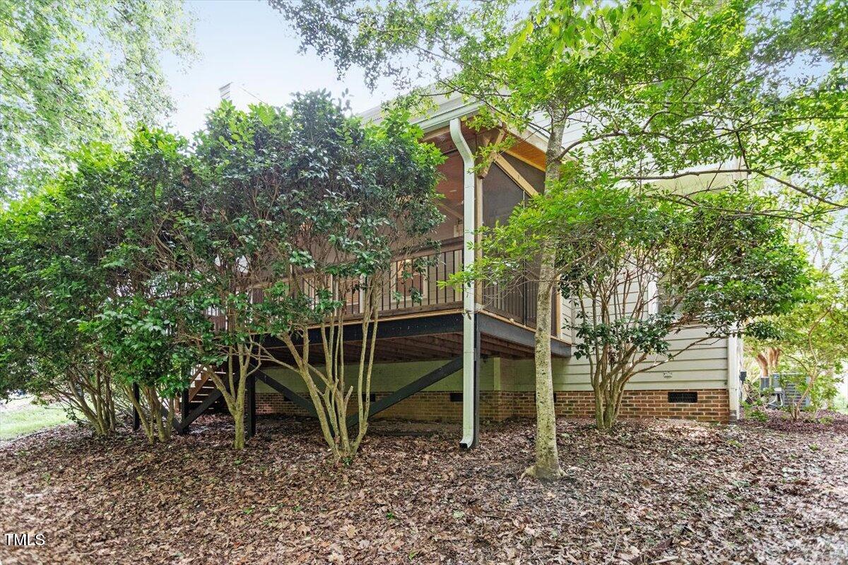 6 Foxlair Court