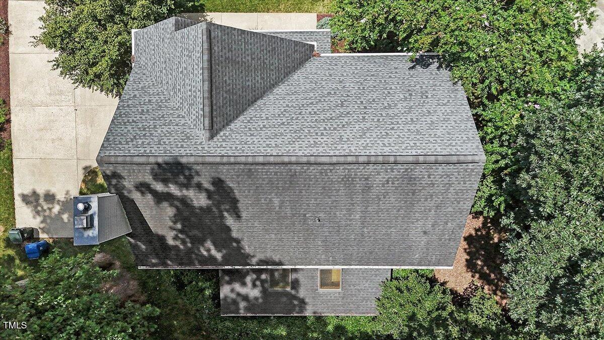 6 Foxlair Court