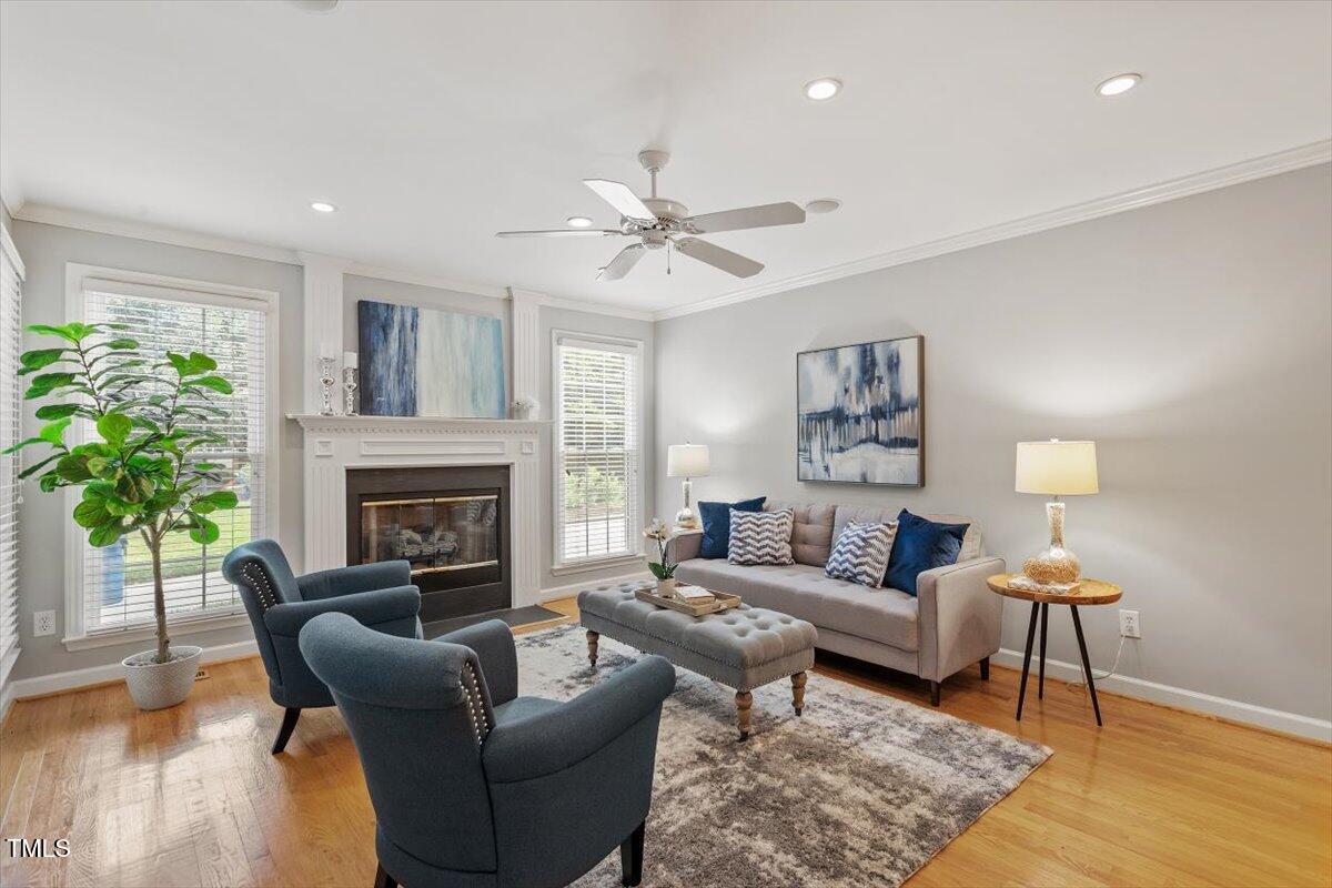 6 Foxlair Court