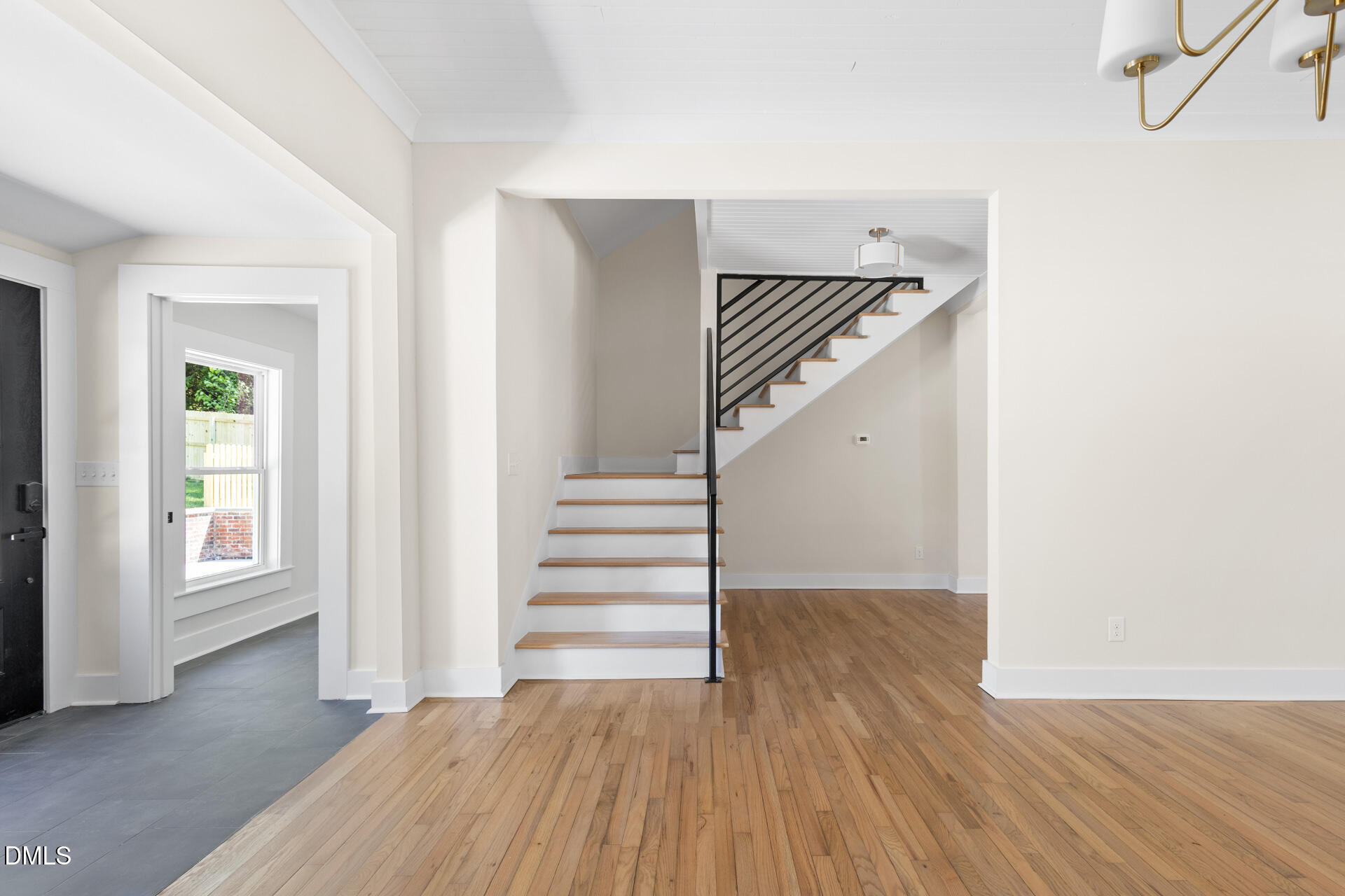310 N Guthrie Avenue