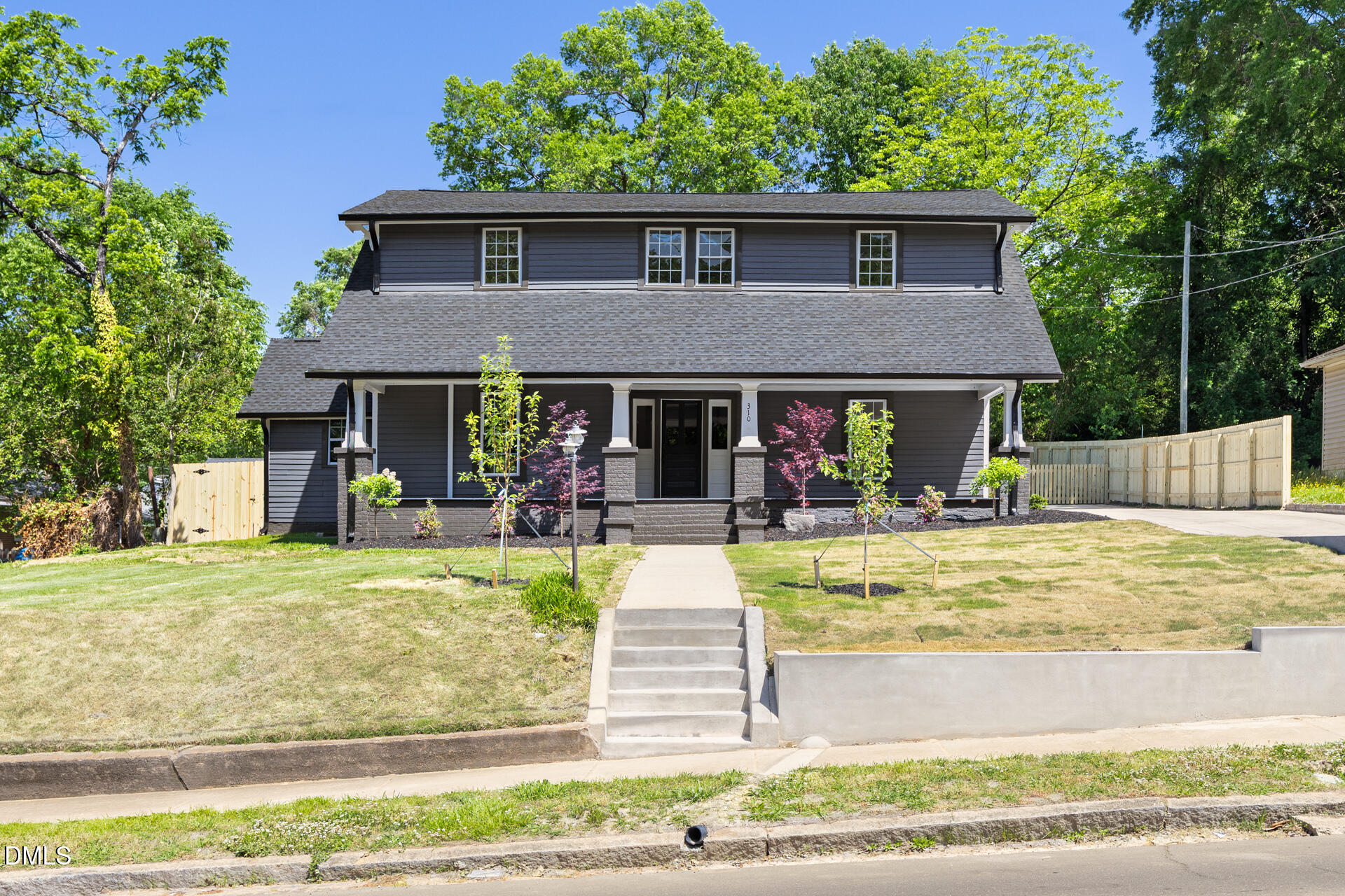 310 N Guthrie Avenue