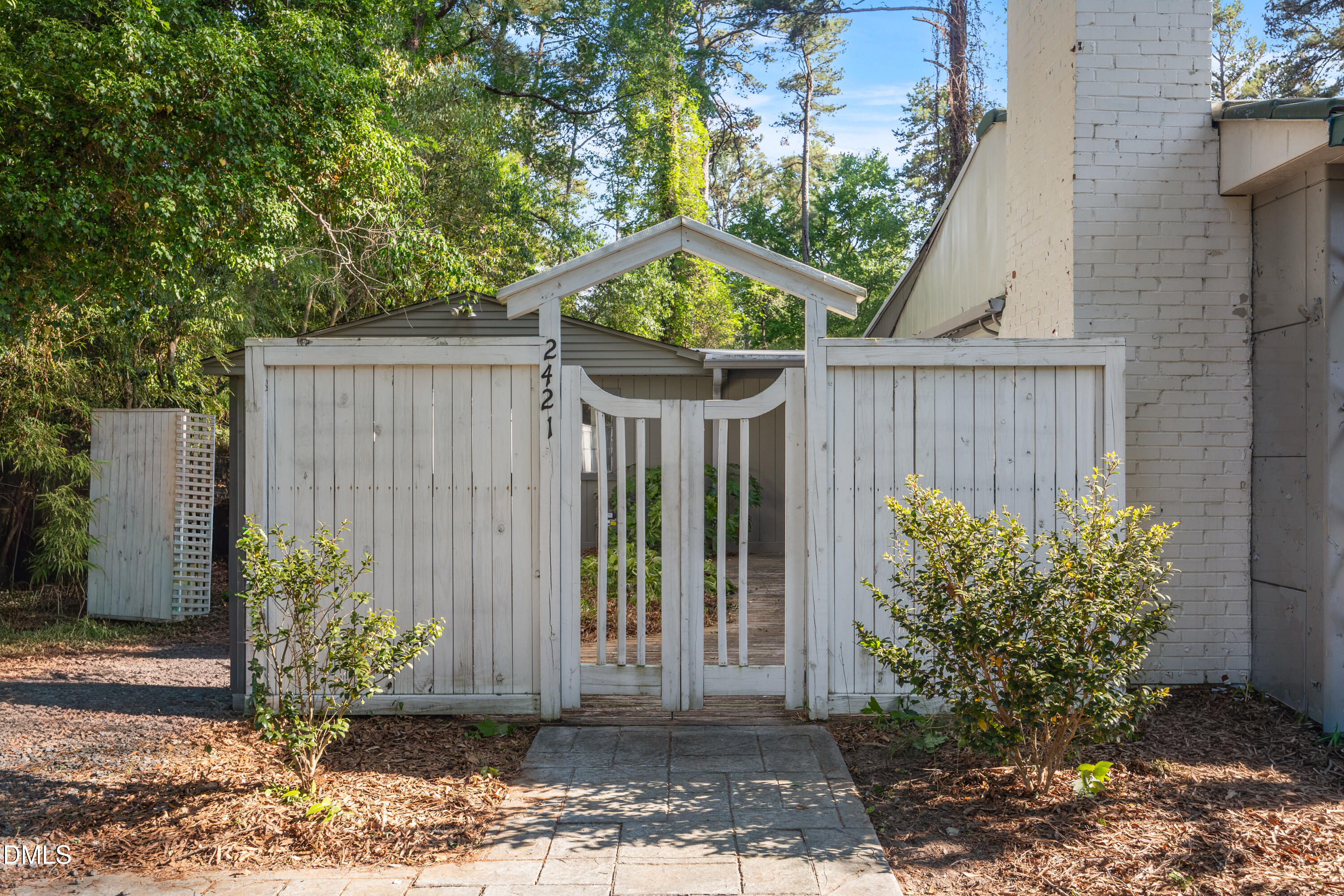 2421 Perkins Road
