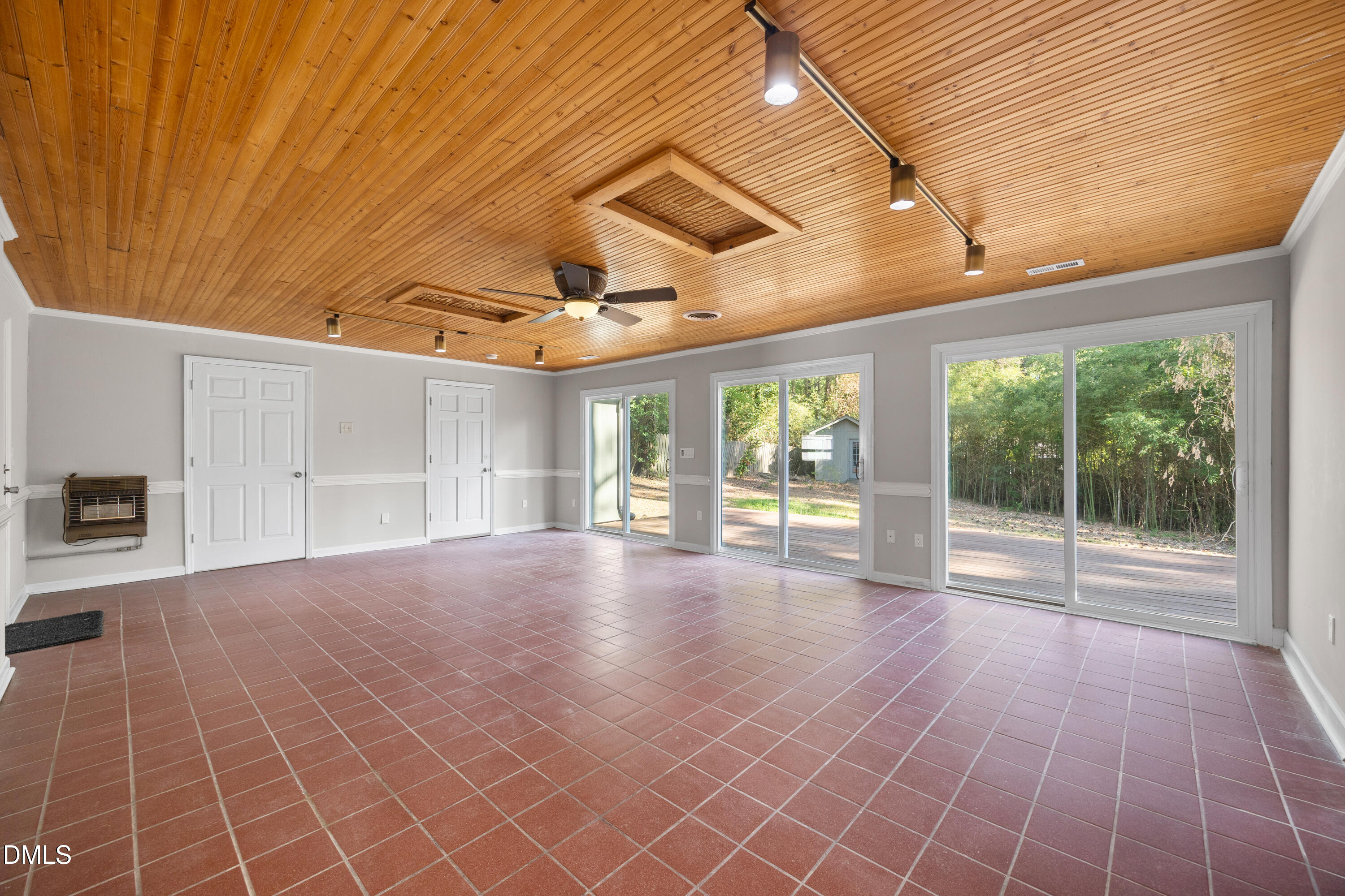 2421 Perkins Road