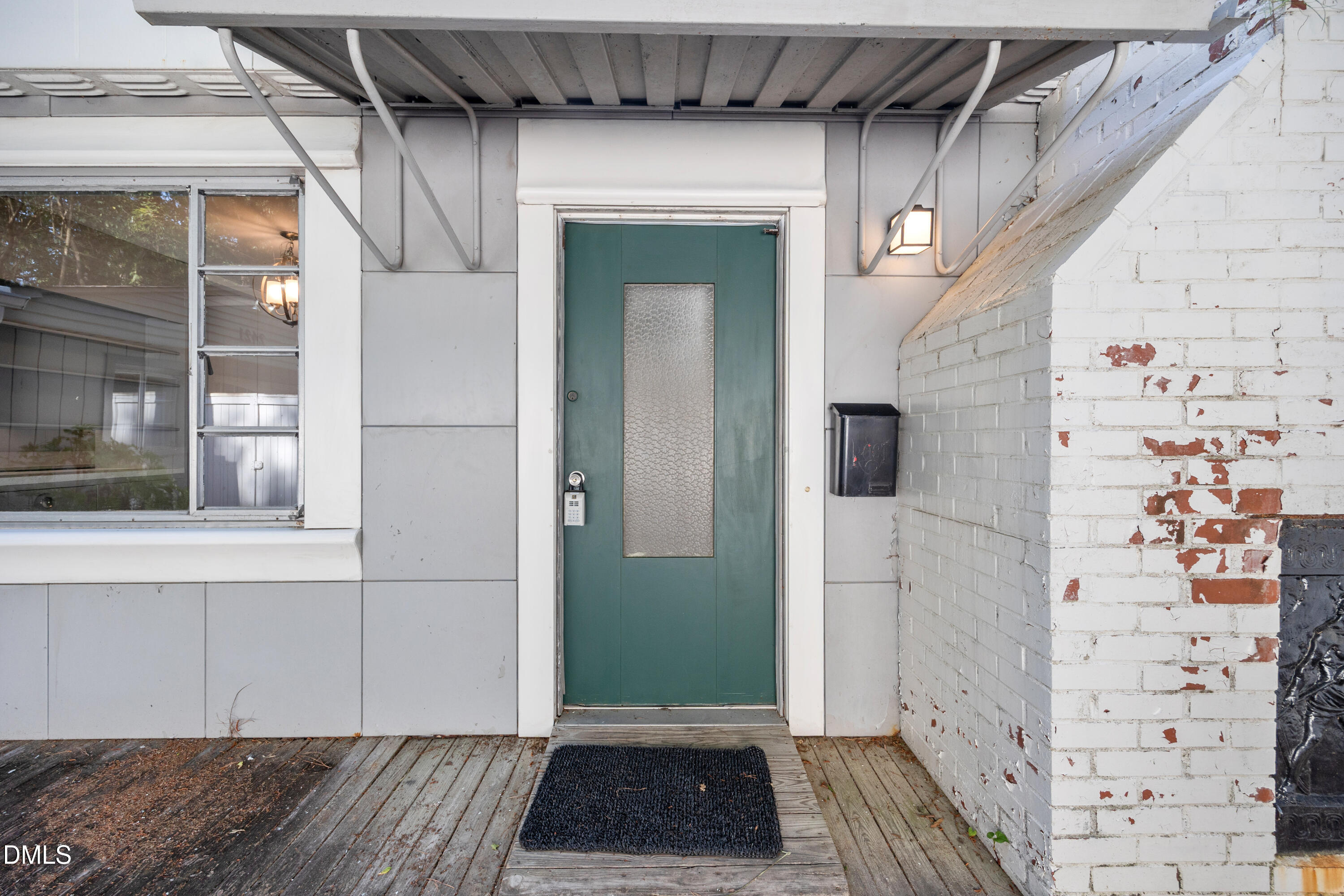 2421 Perkins Road