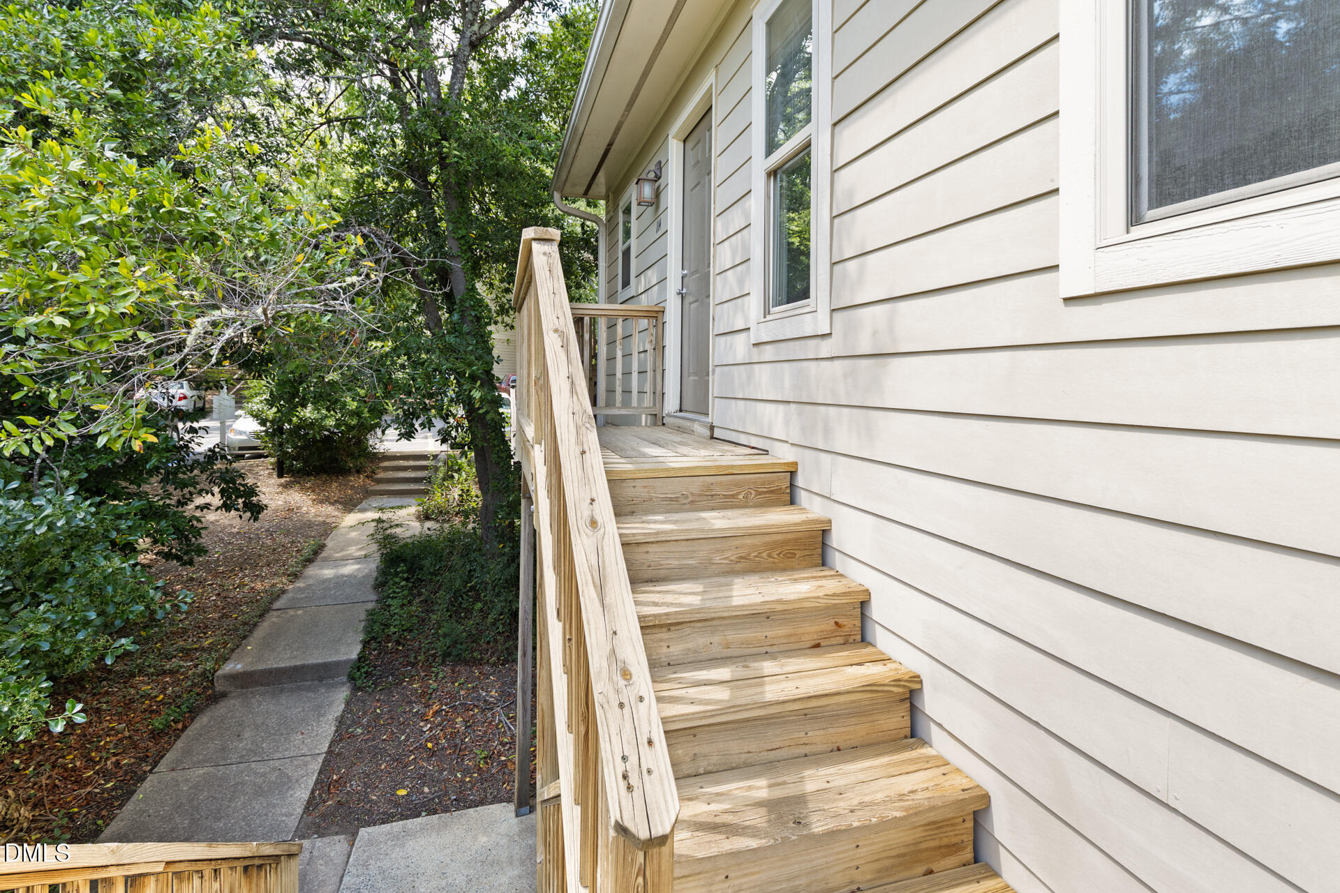 1513 E Franklin Street # 114