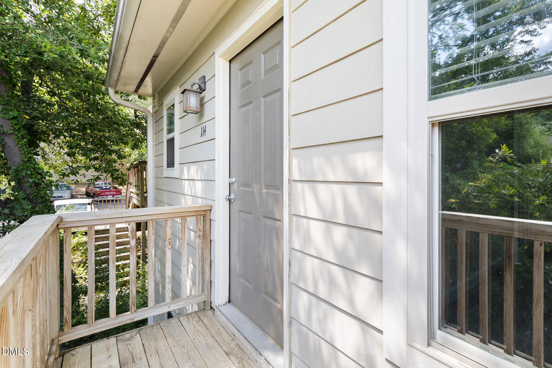 1513 E Franklin Street # 114