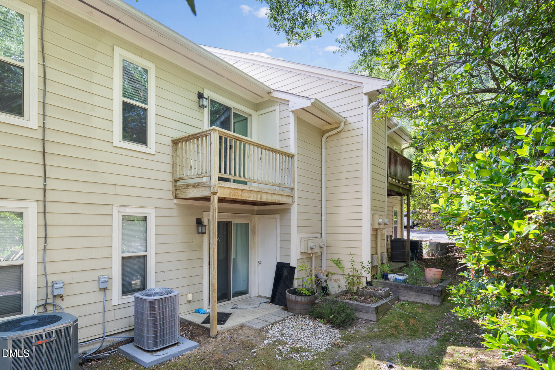 1513 E Franklin Street # 114