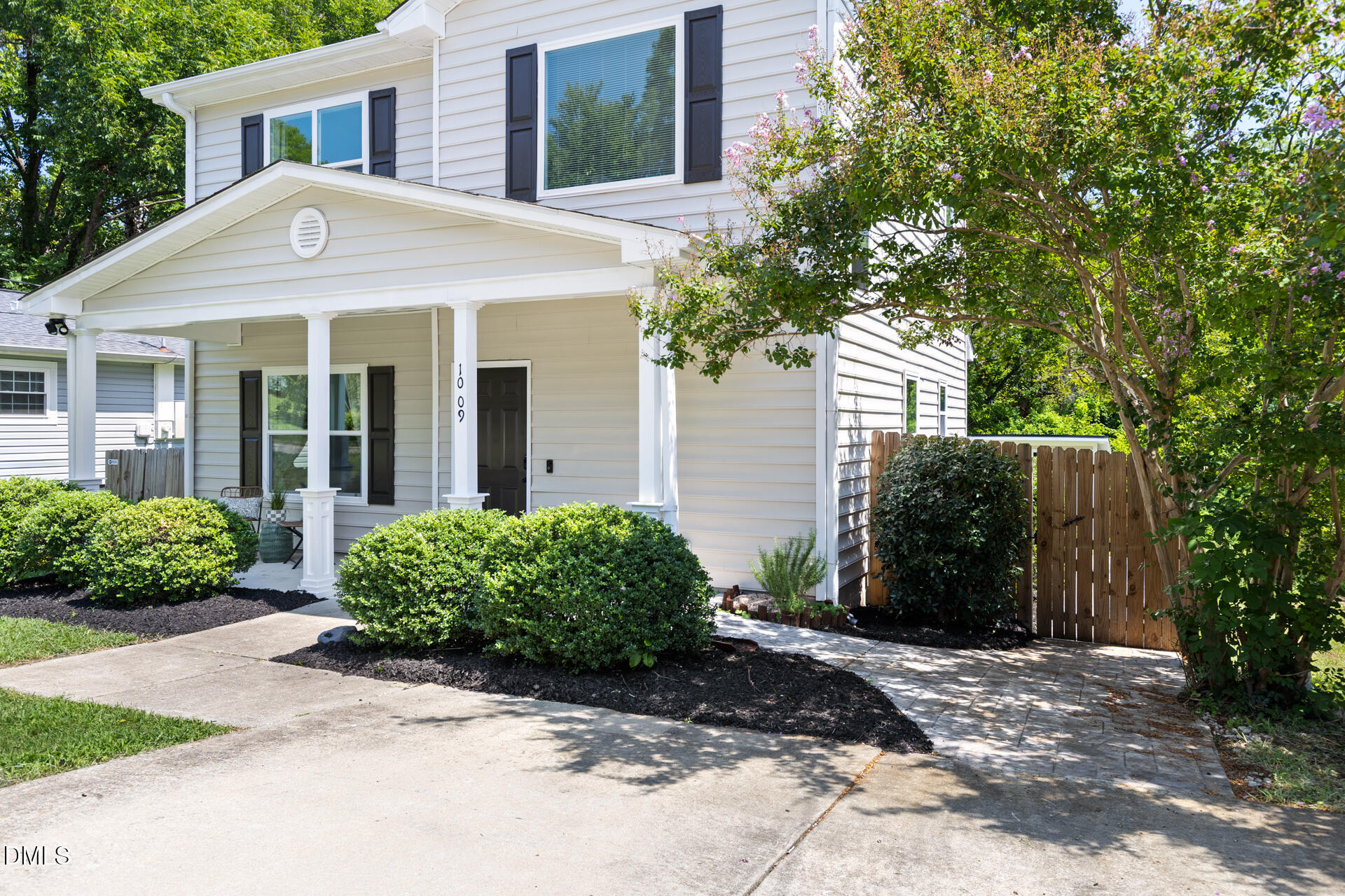1009 Rock Street
