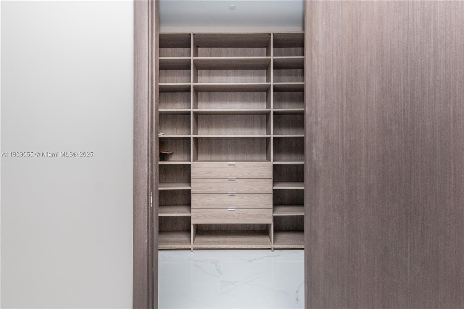 851 NE 1st Ave # 4611