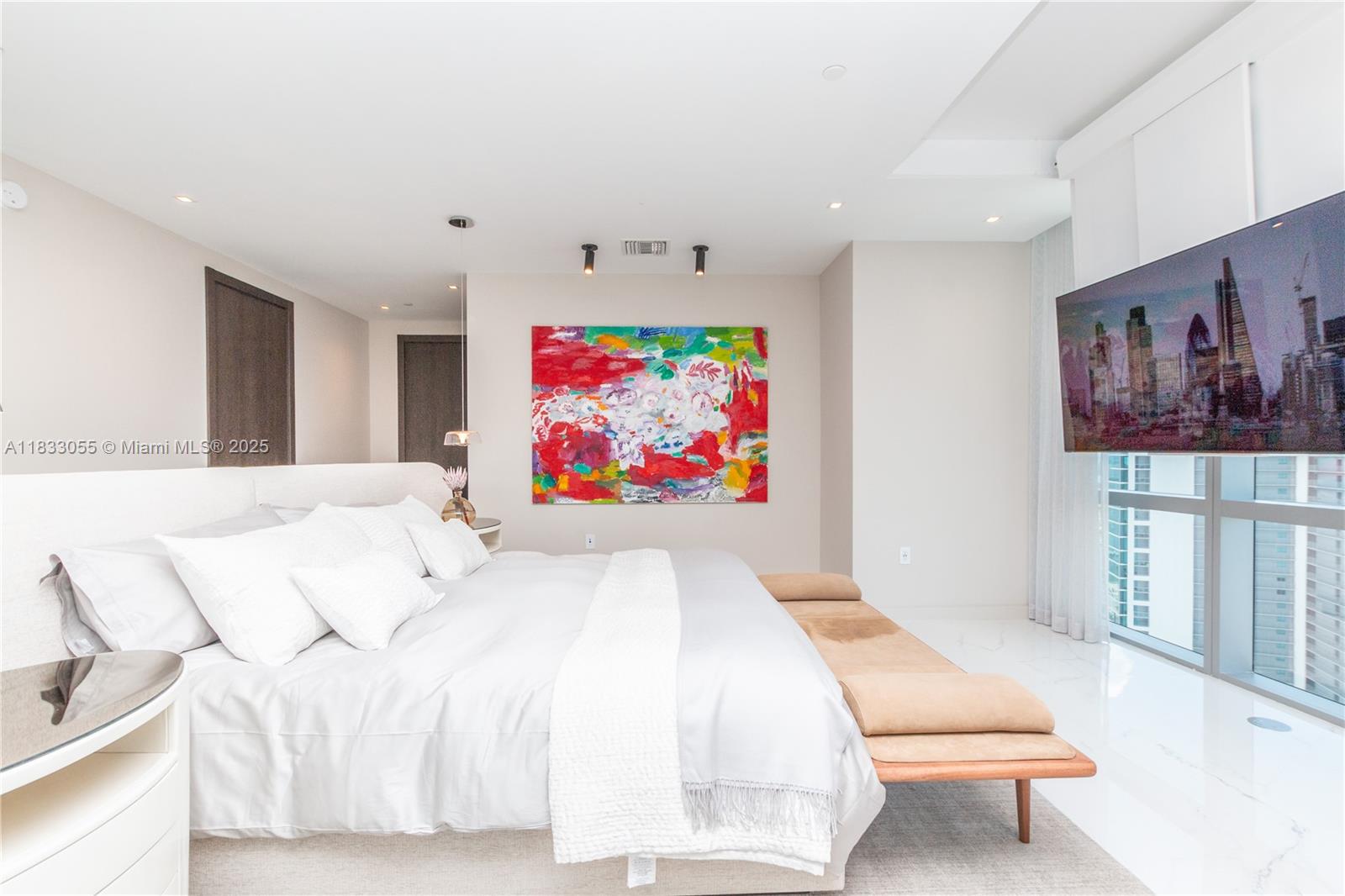 851 NE 1st Ave # 4611