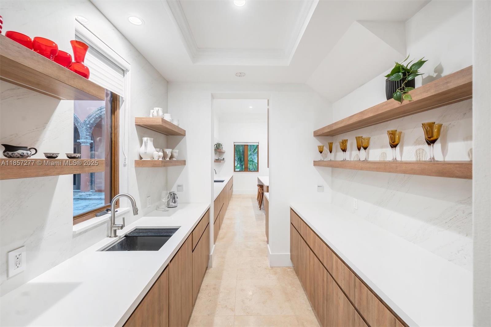 221 Casuarina Concourse