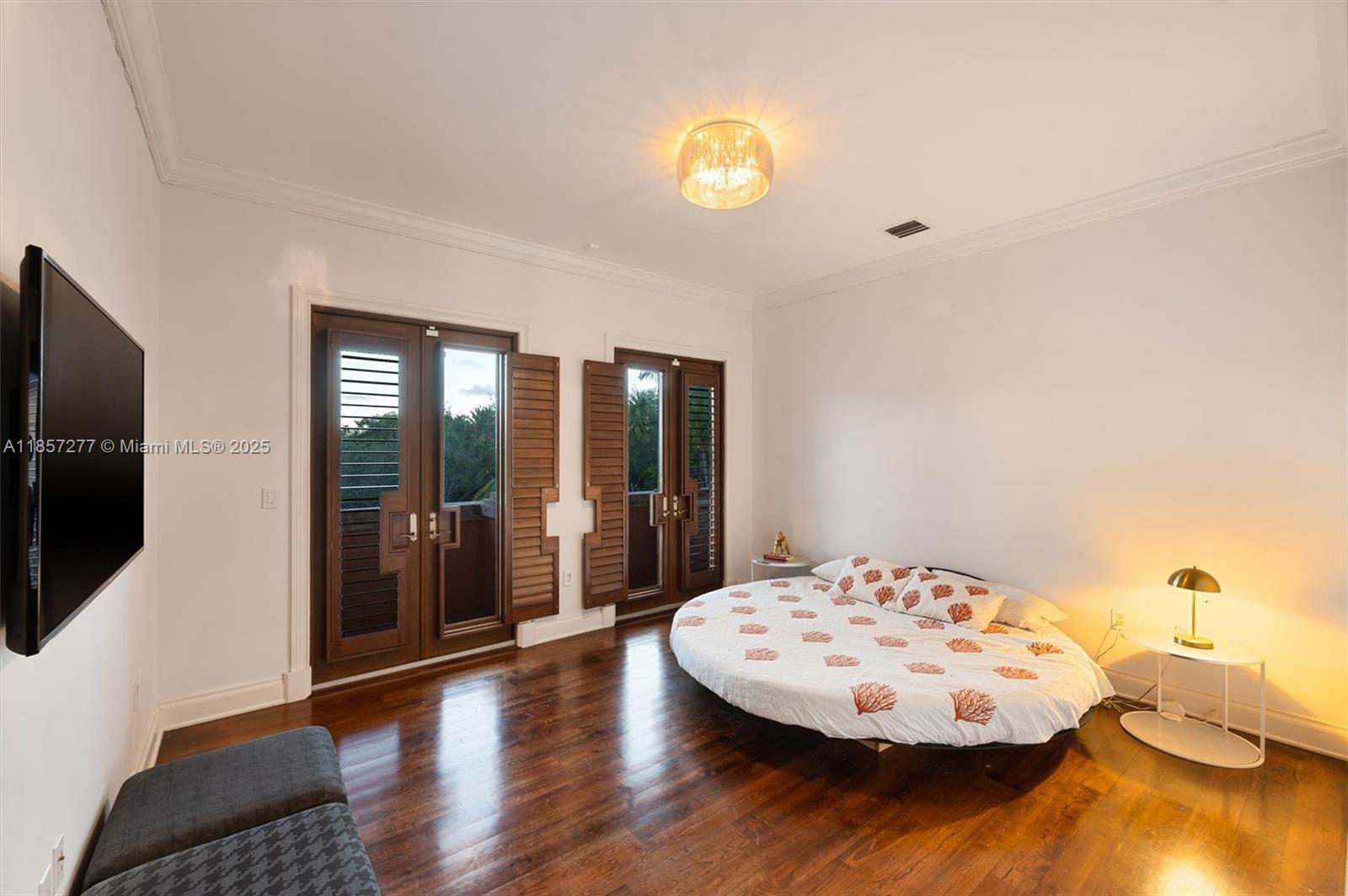 221 Casuarina Concourse