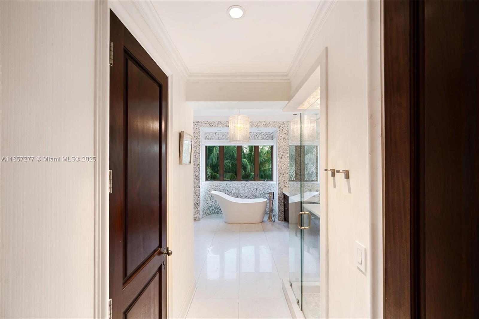 221 Casuarina Concourse