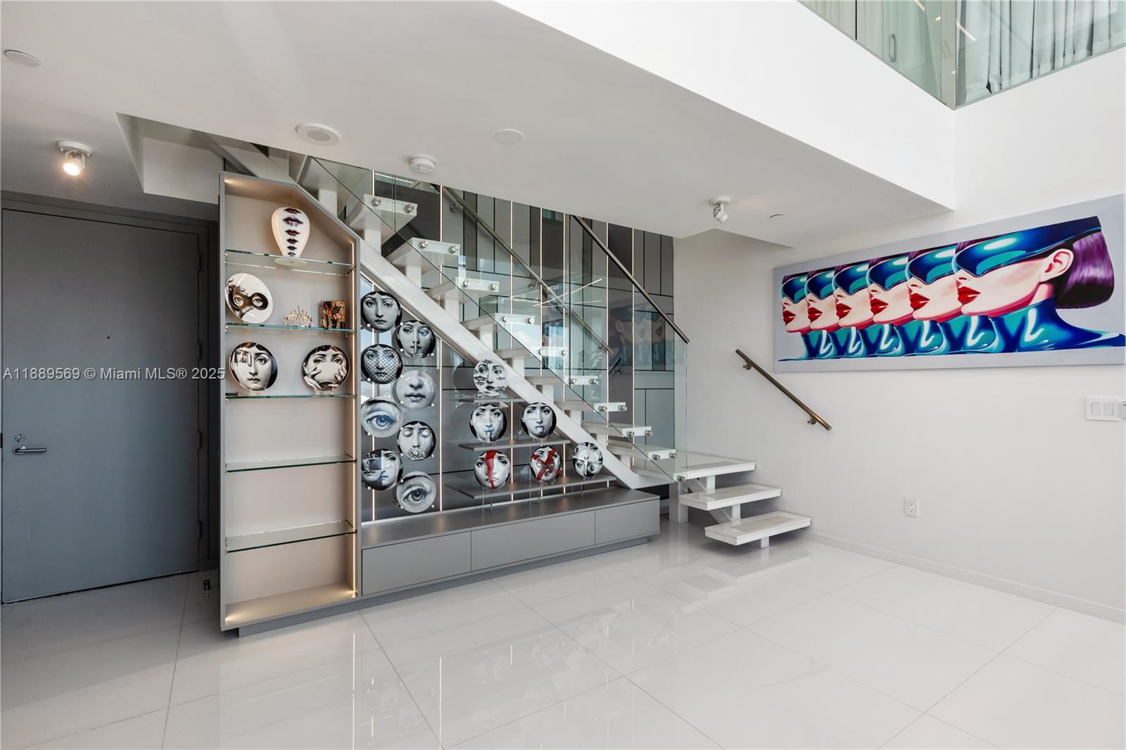 1040 Biscayne Blvd # 4207