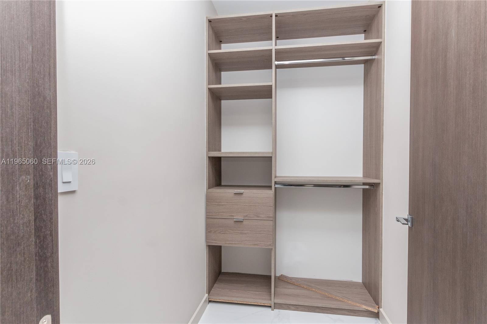 851 NE 1st Ave # 4611