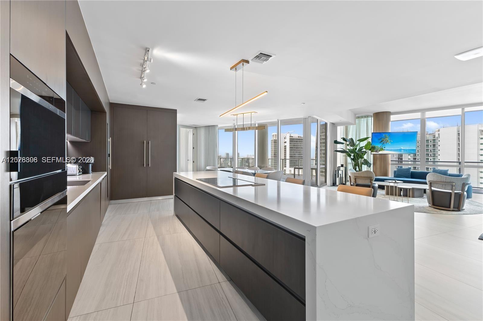851 NE 1st Ave # 5201