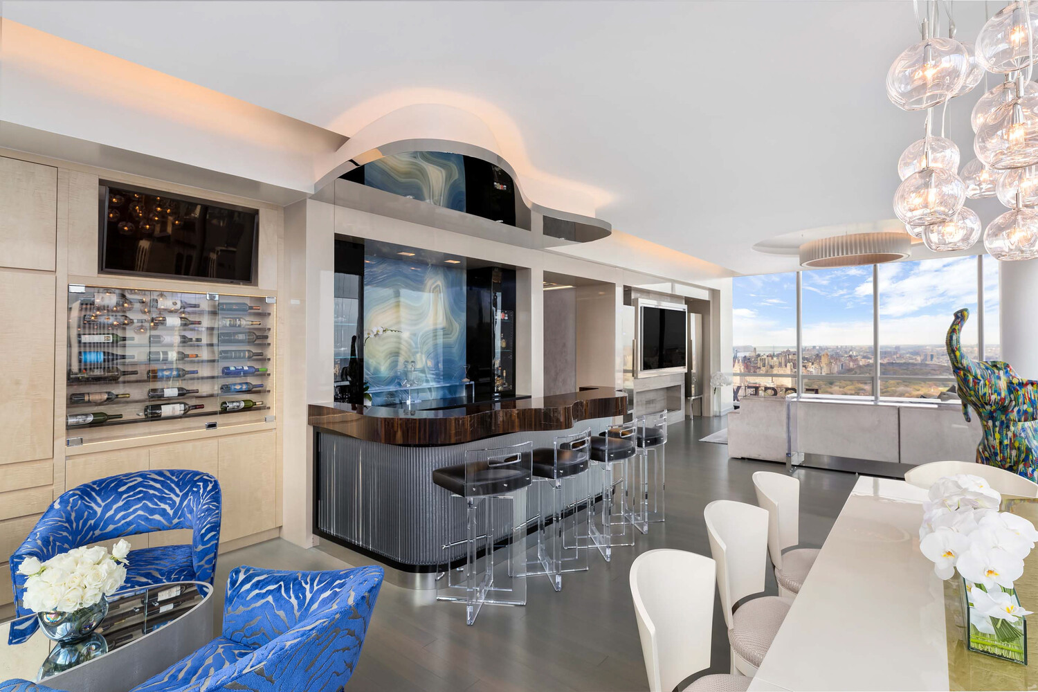 157 W 57TH Street 53B