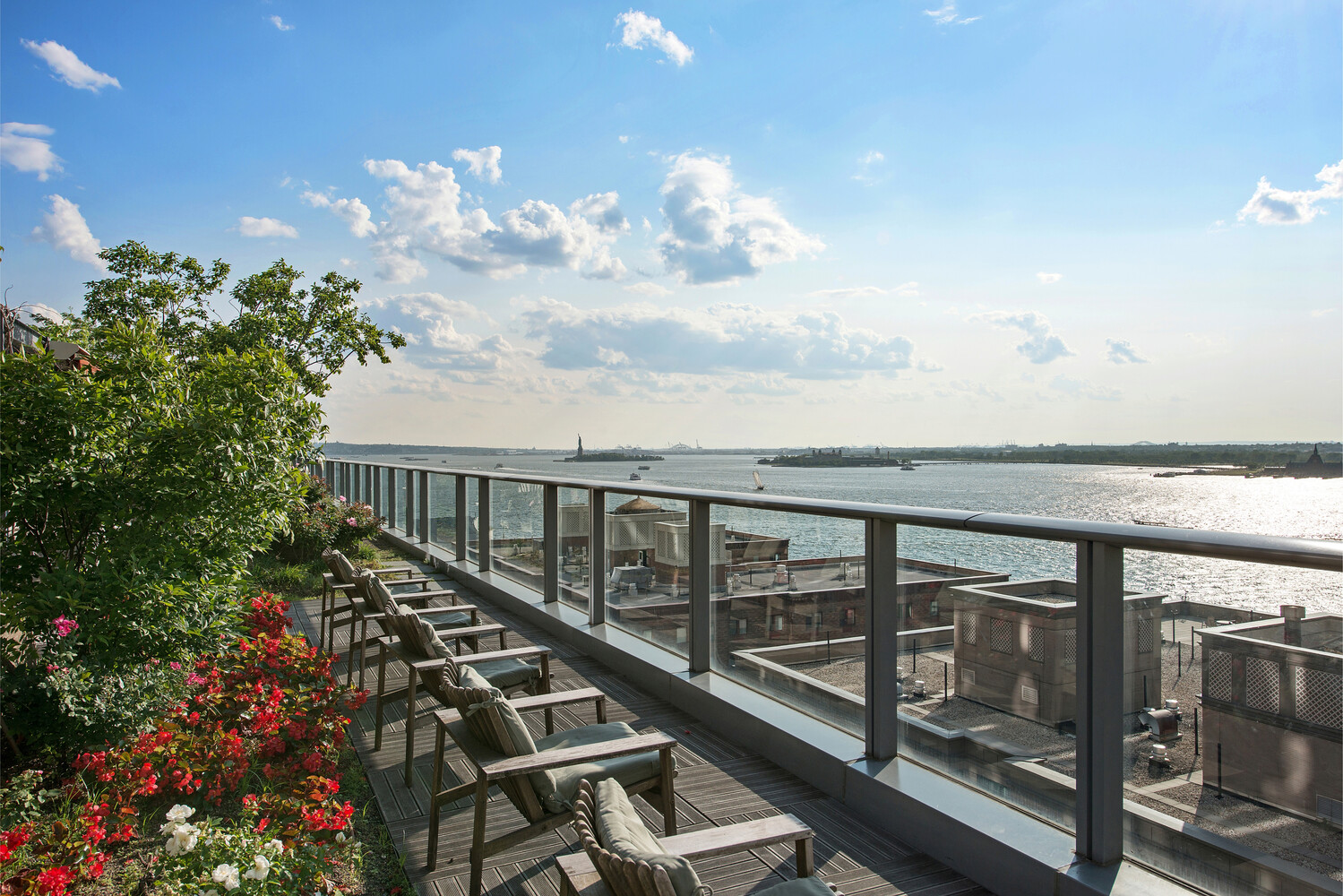 70 LITTLE WEST Street 22G