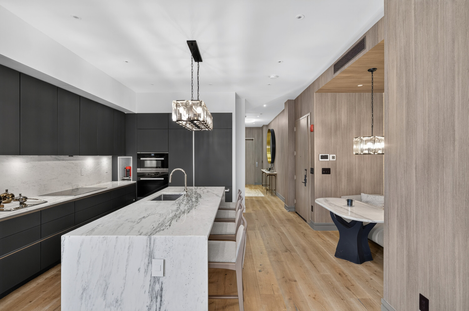 305 E 61ST Street 702