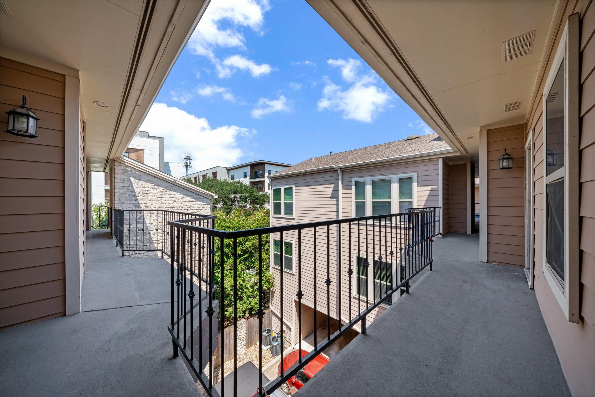 2414 Longview ST # 307
