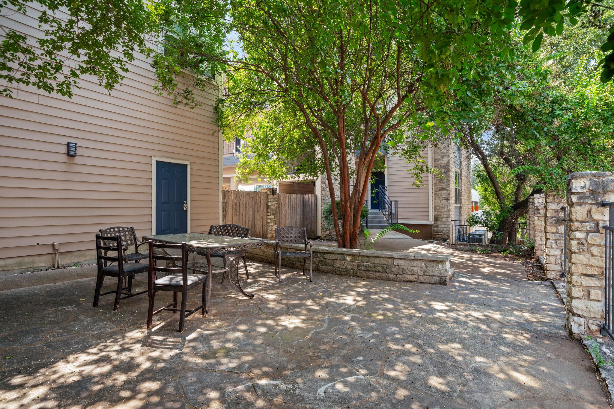2414 Longview ST # 307
