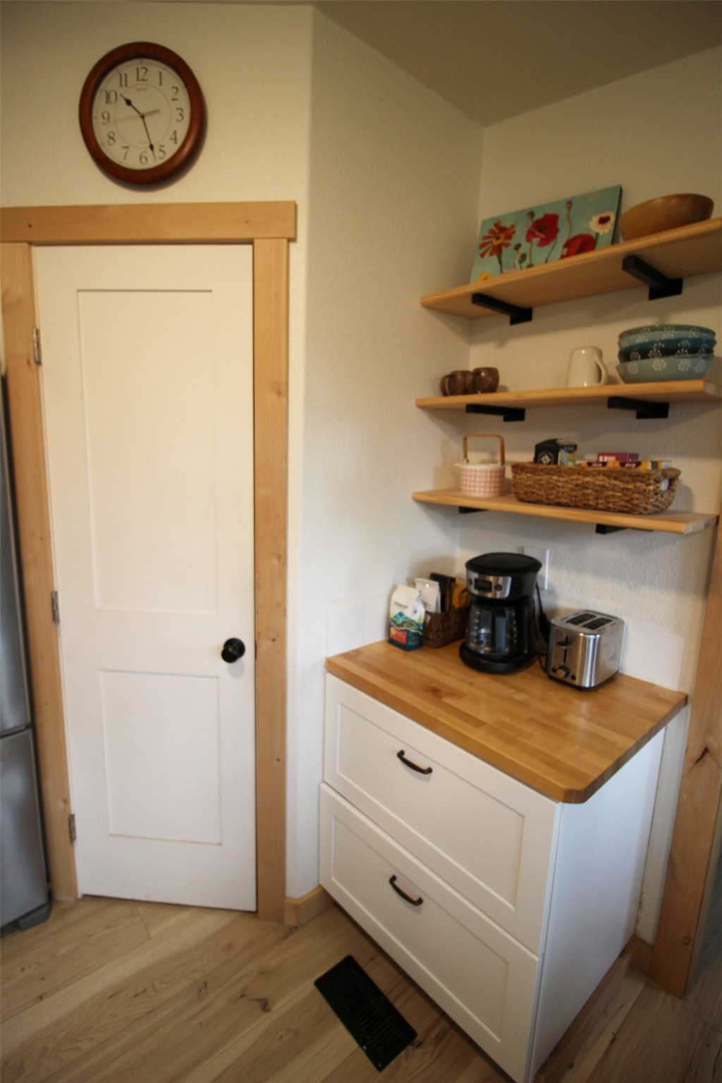 4395 Us Highway 93 W