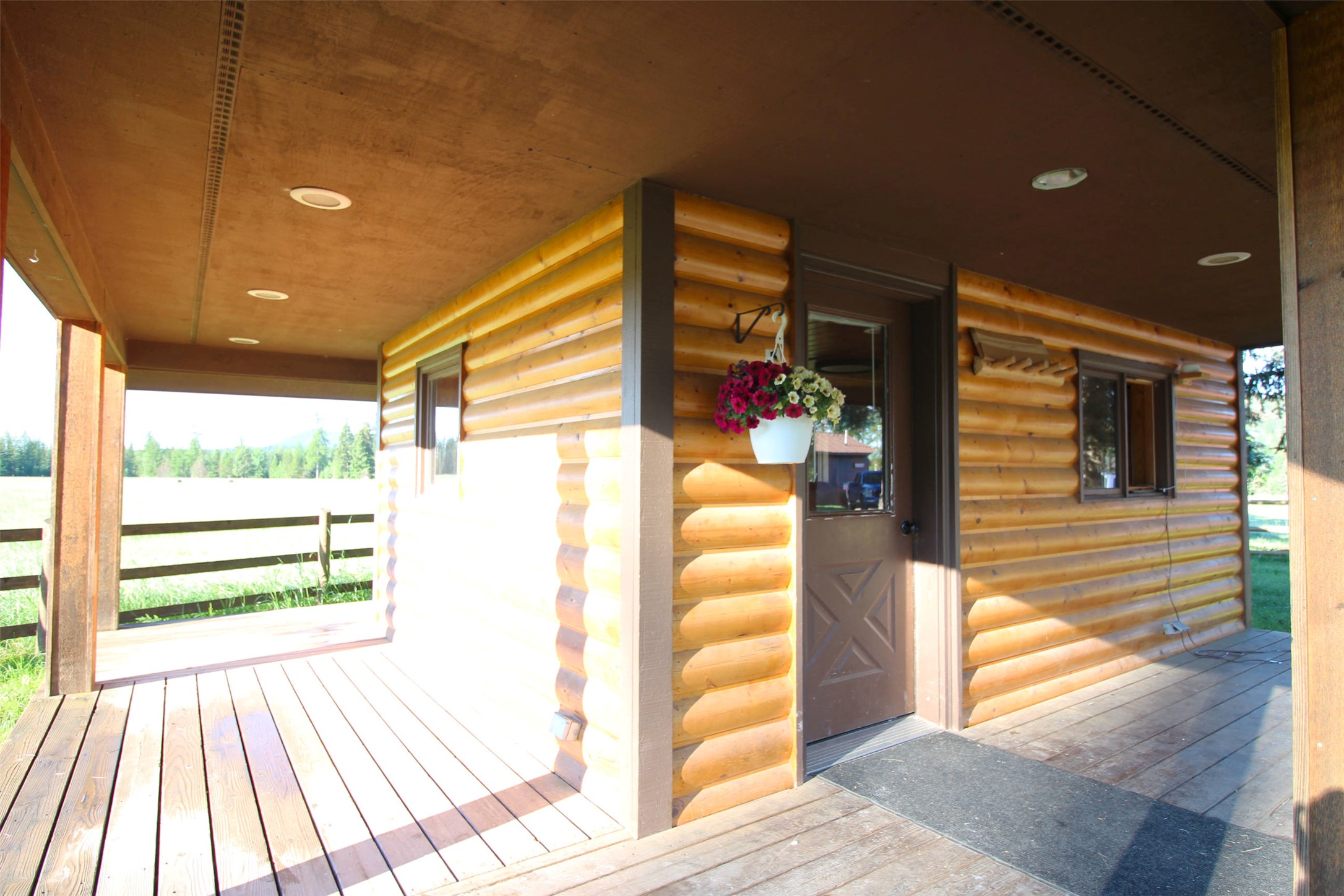 4395 Us Highway 93 W