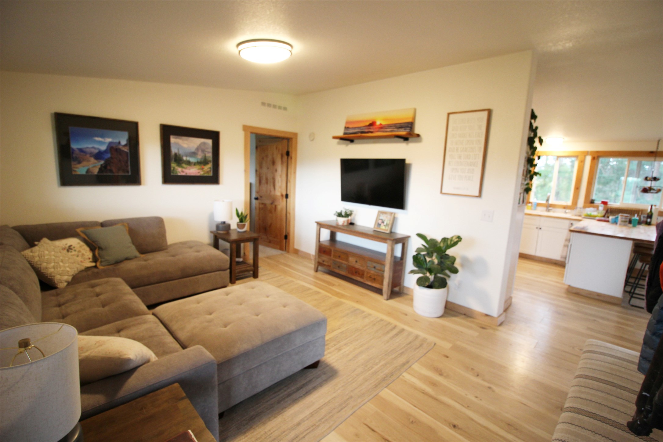 4395 Us Highway 93 W