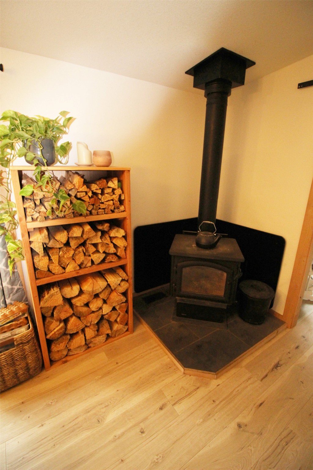 4395 Us Highway 93 W