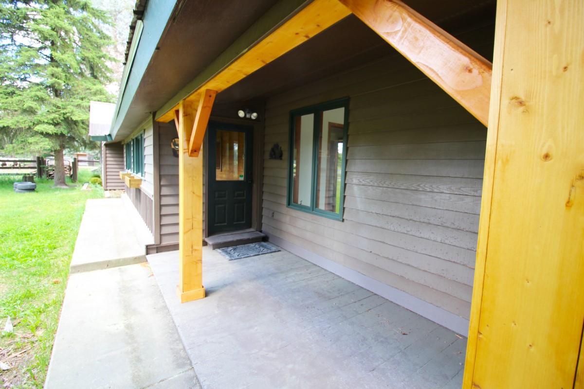 4395 Us Highway 93 W