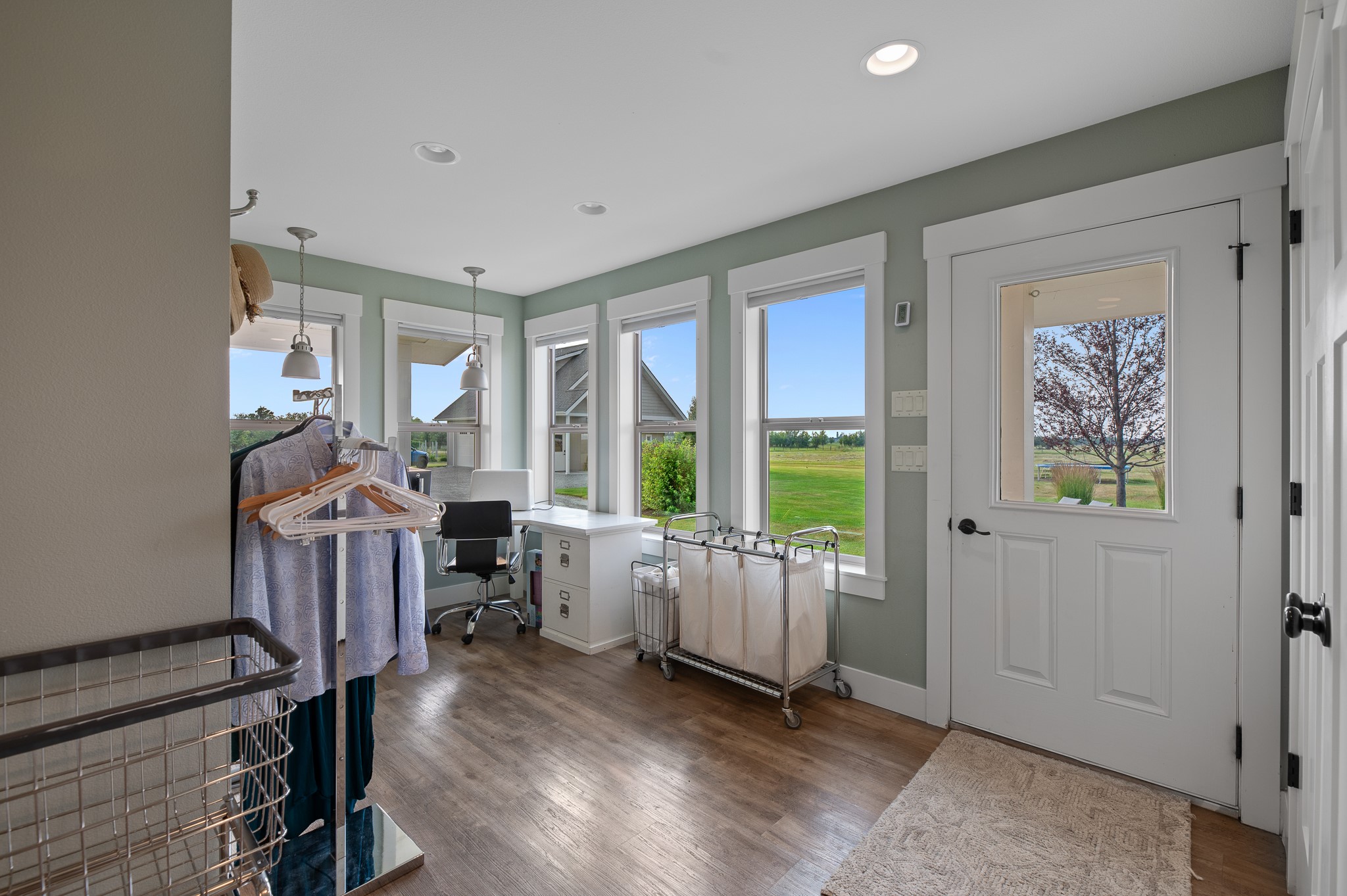 1221 Majestic View Lane