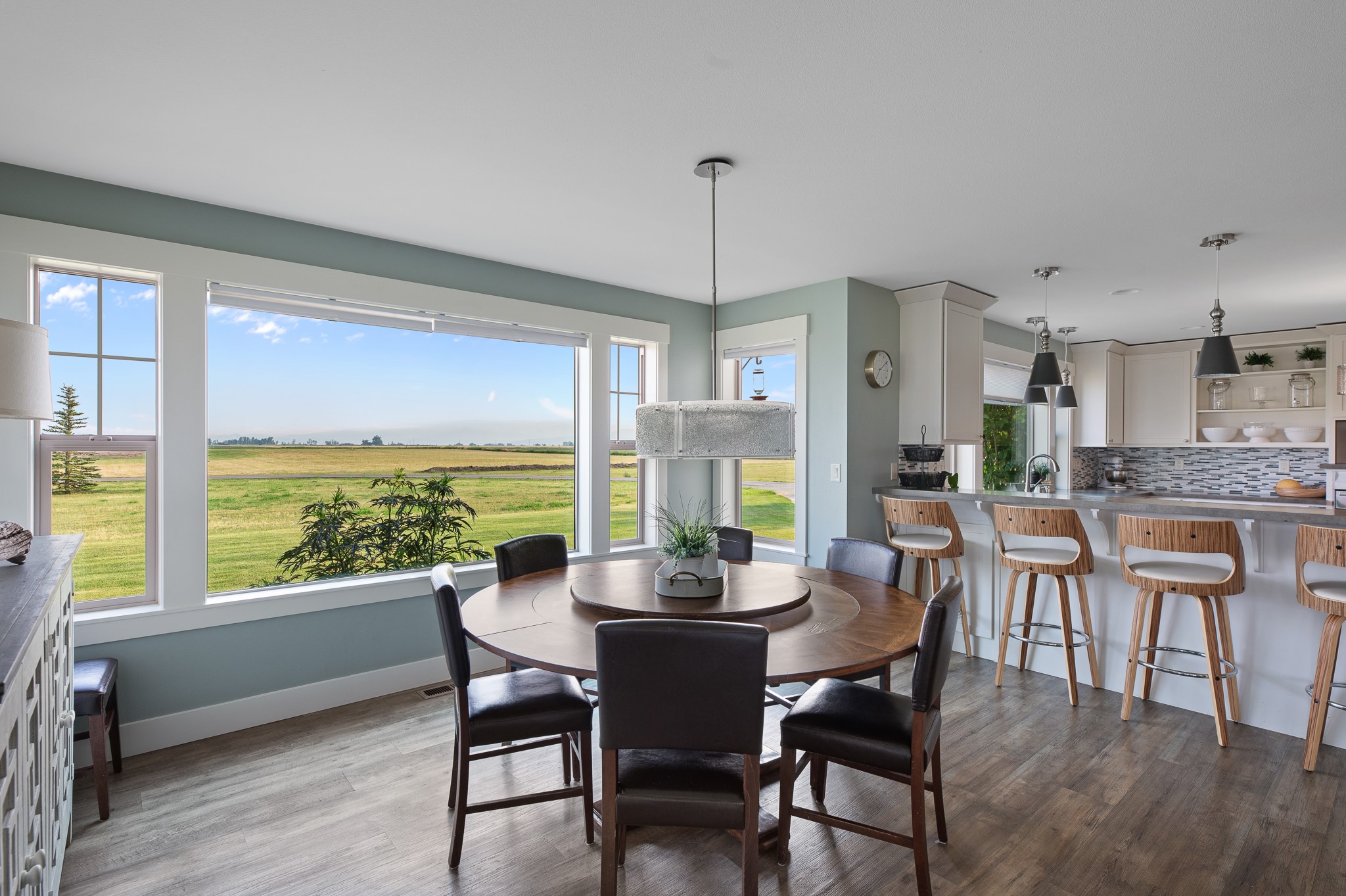 1221 Majestic View Lane