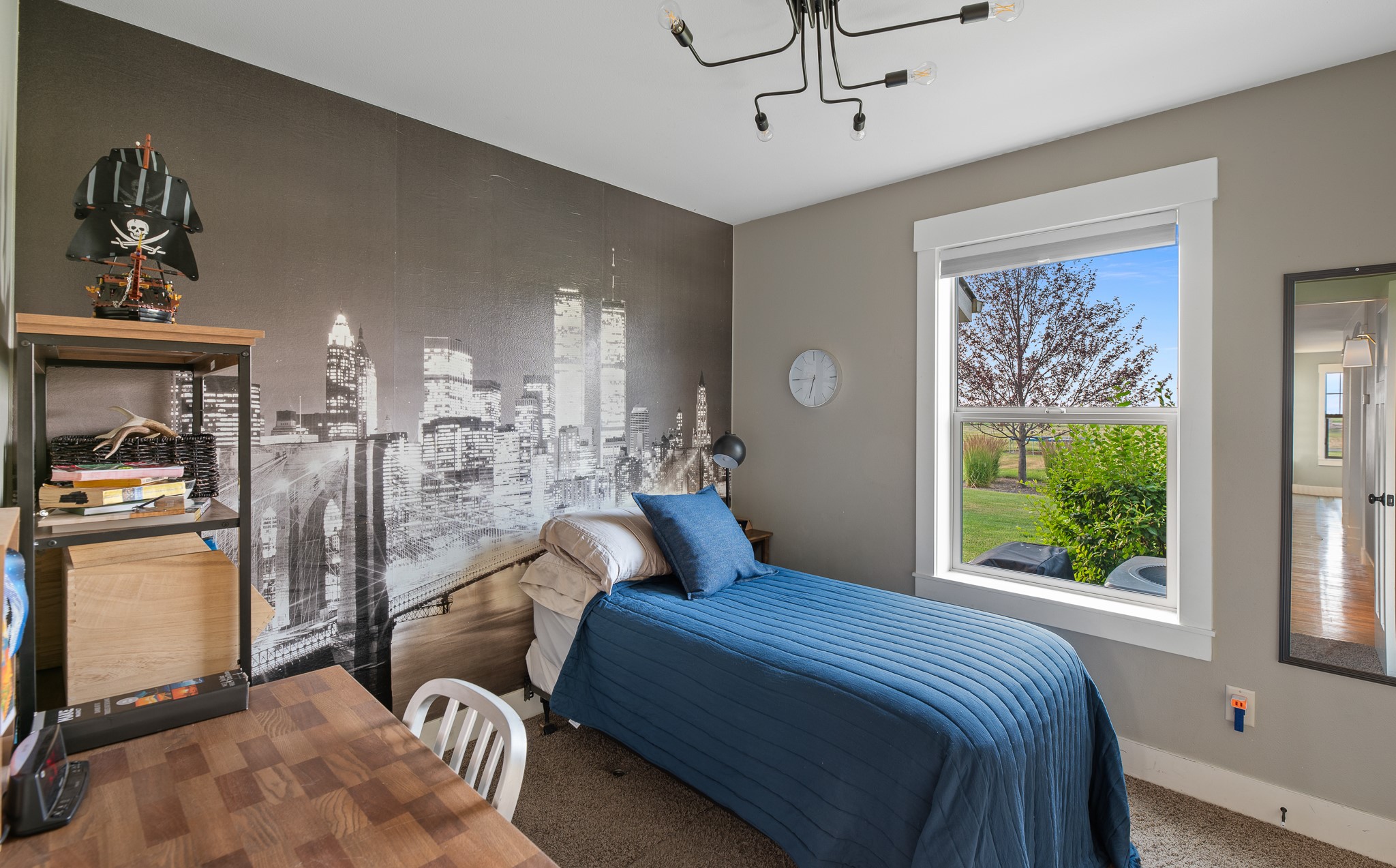 1221 Majestic View Lane