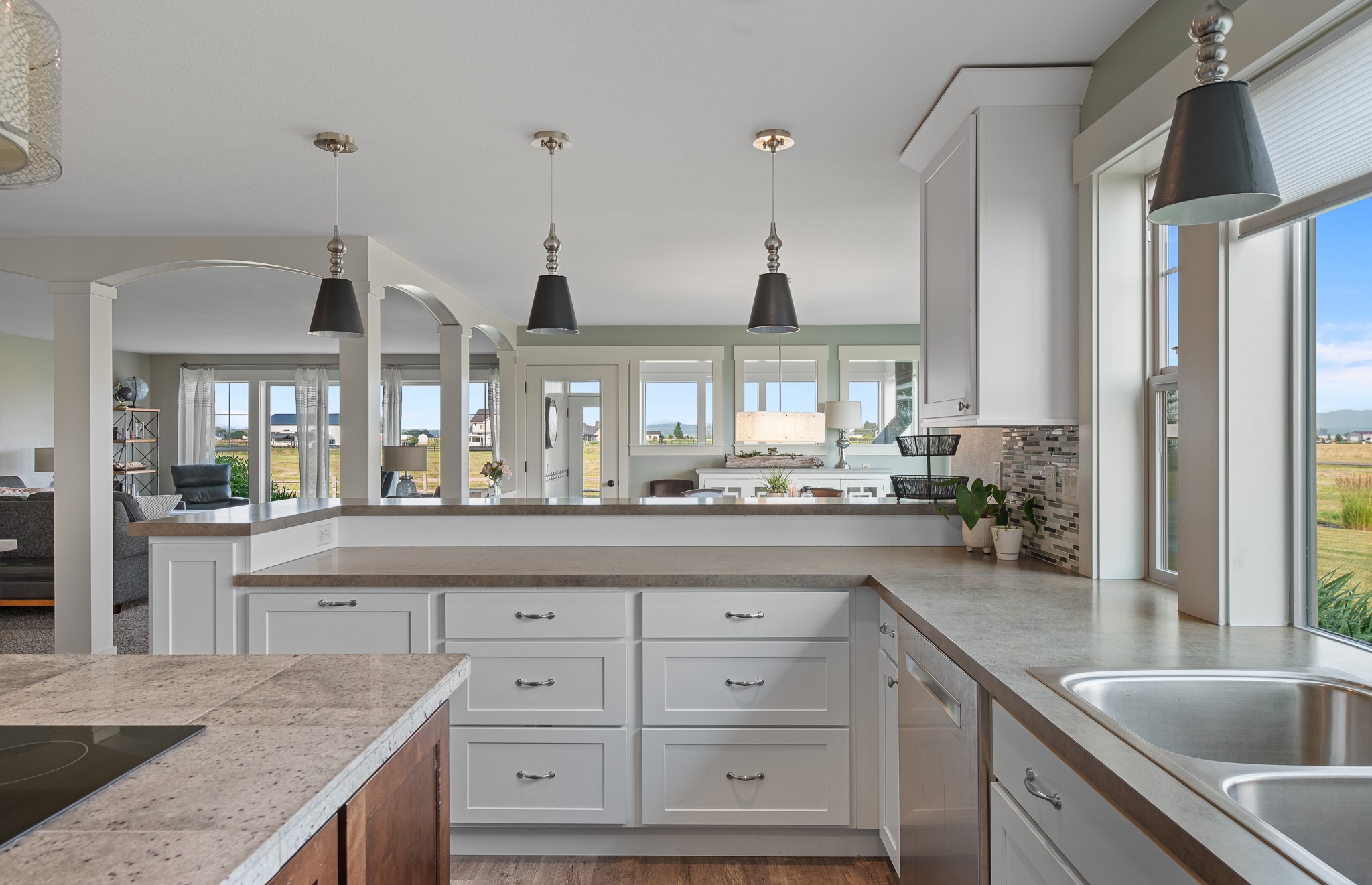 1221 Majestic View Lane