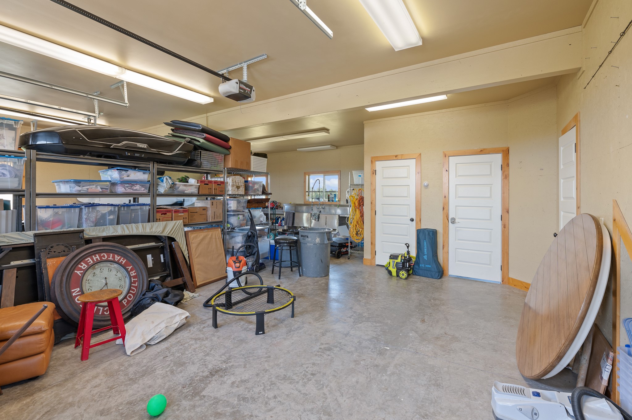 1221 Majestic View Lane