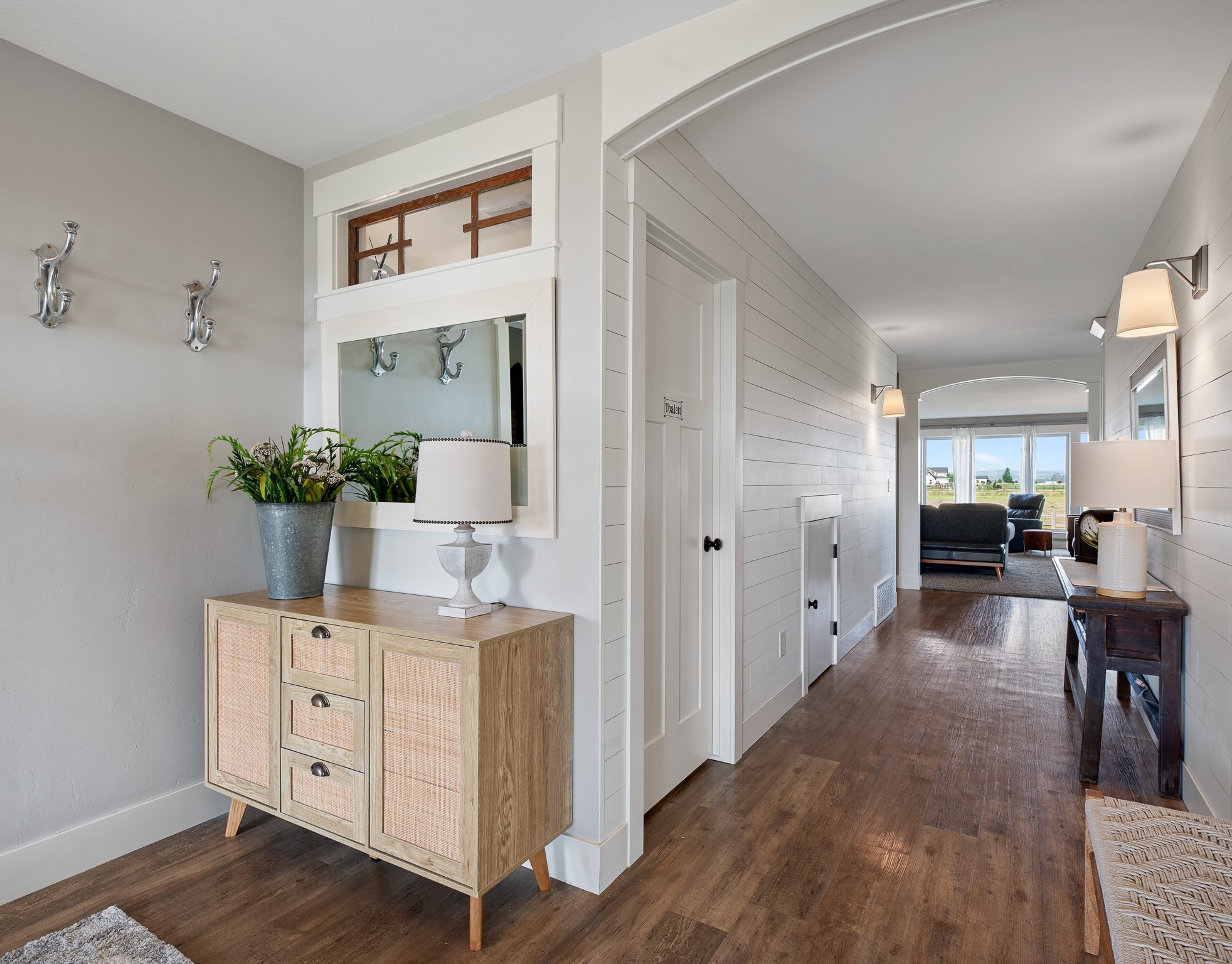 1221 Majestic View Lane