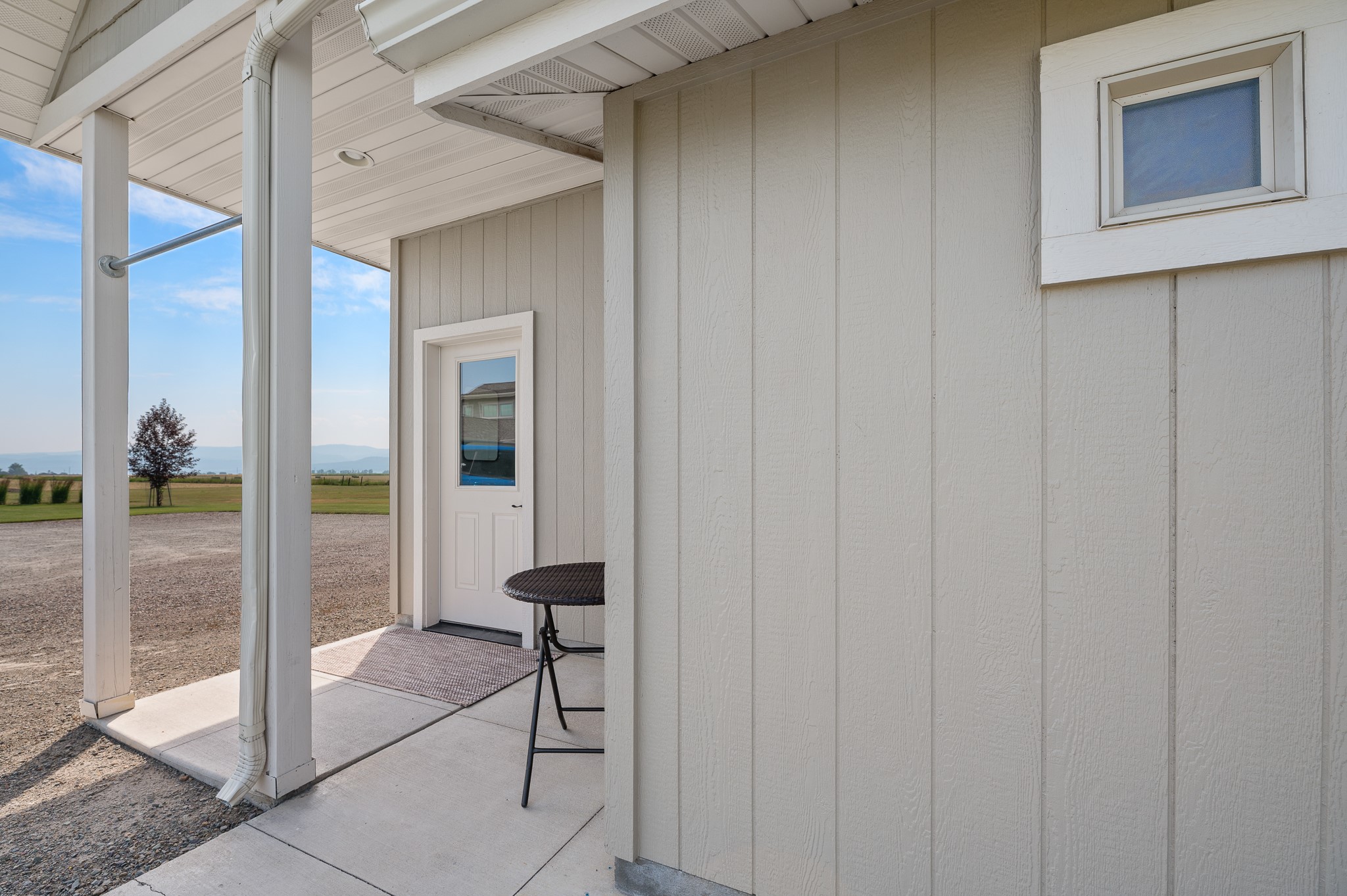 1221 Majestic View Lane