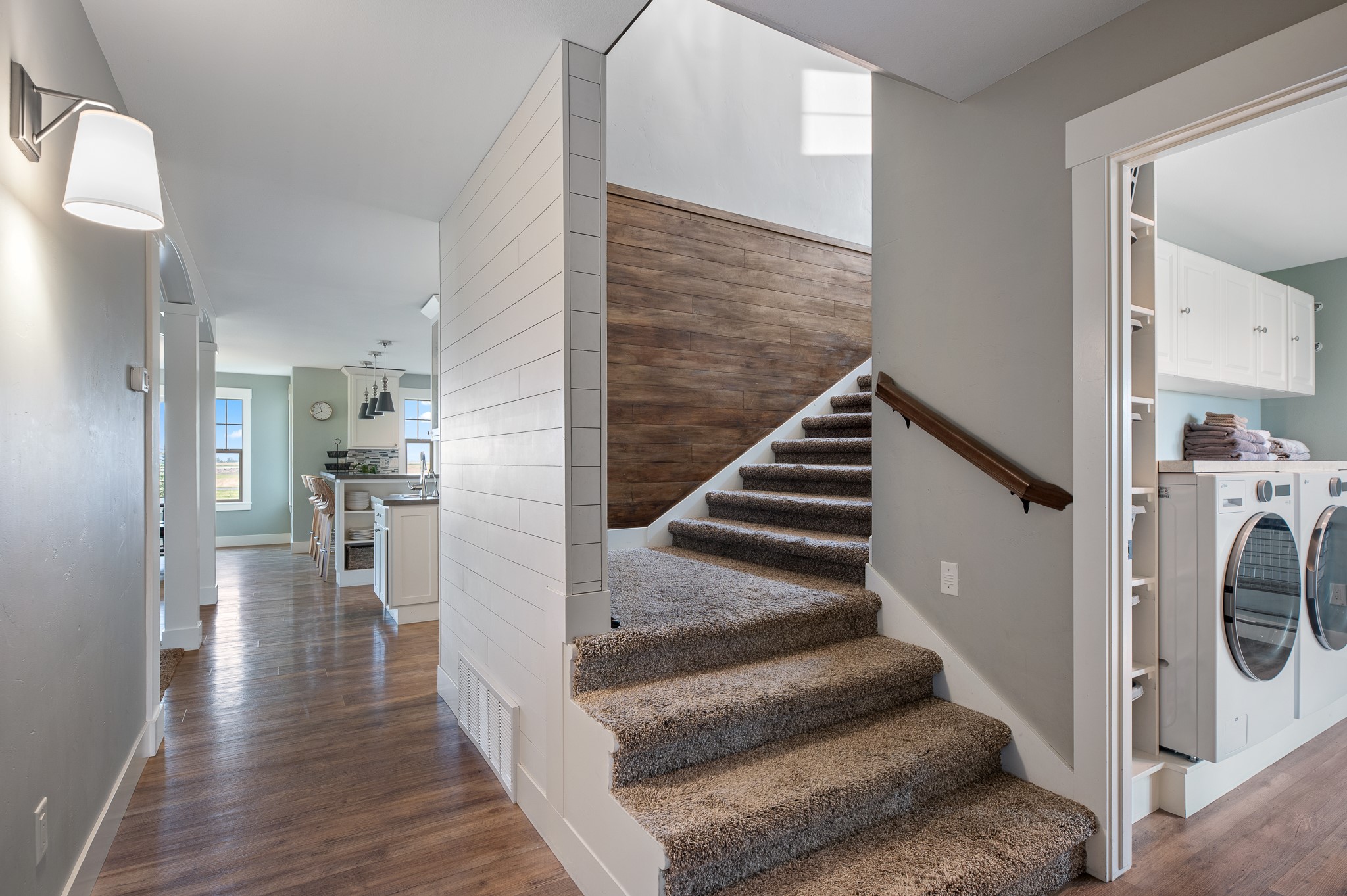 1221 Majestic View Lane