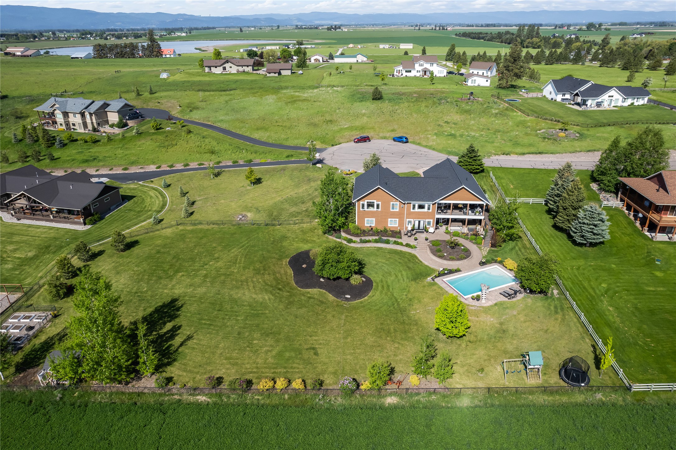 1683 Foxtail Drive
