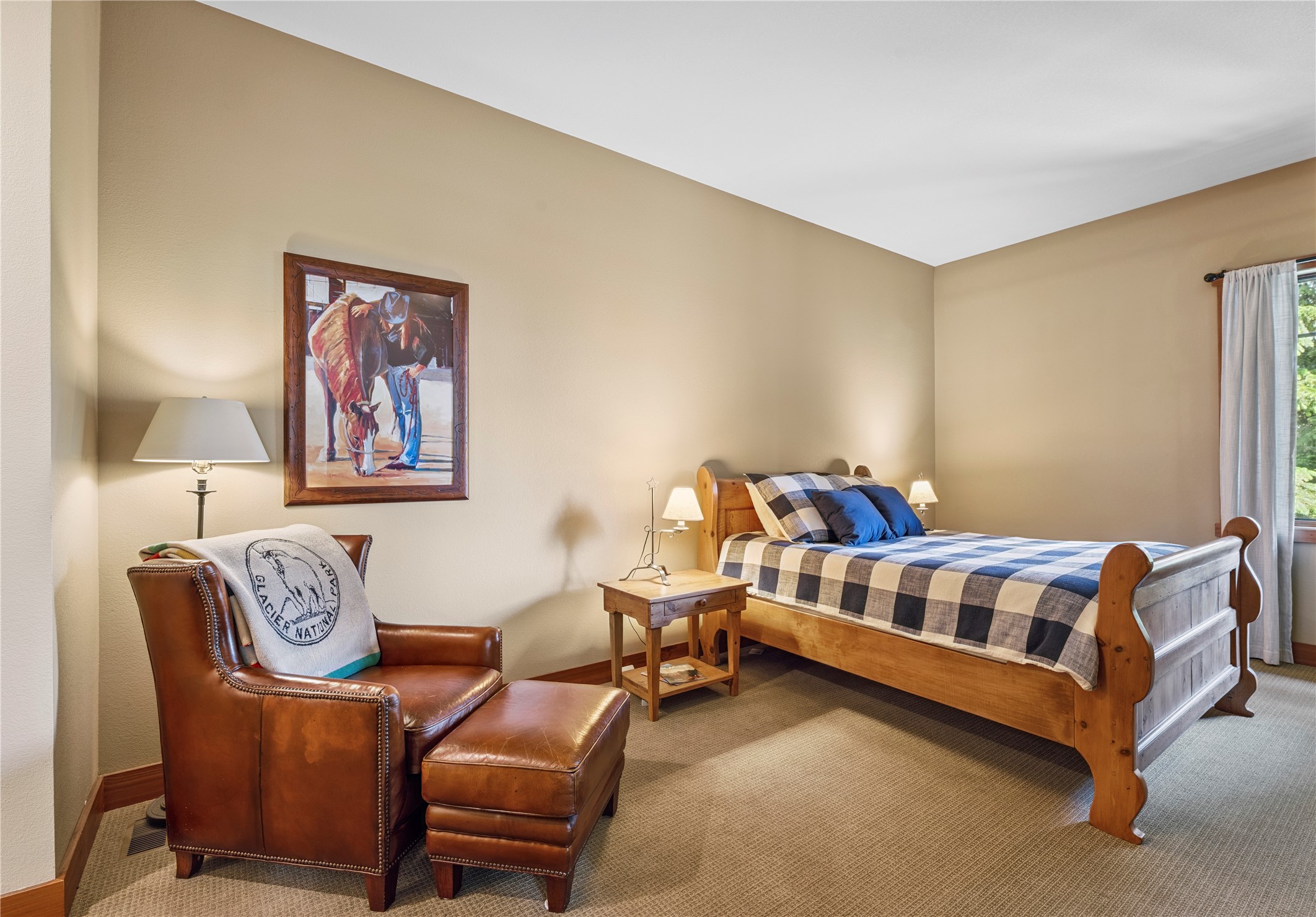 3813 Tamarack Avenue B