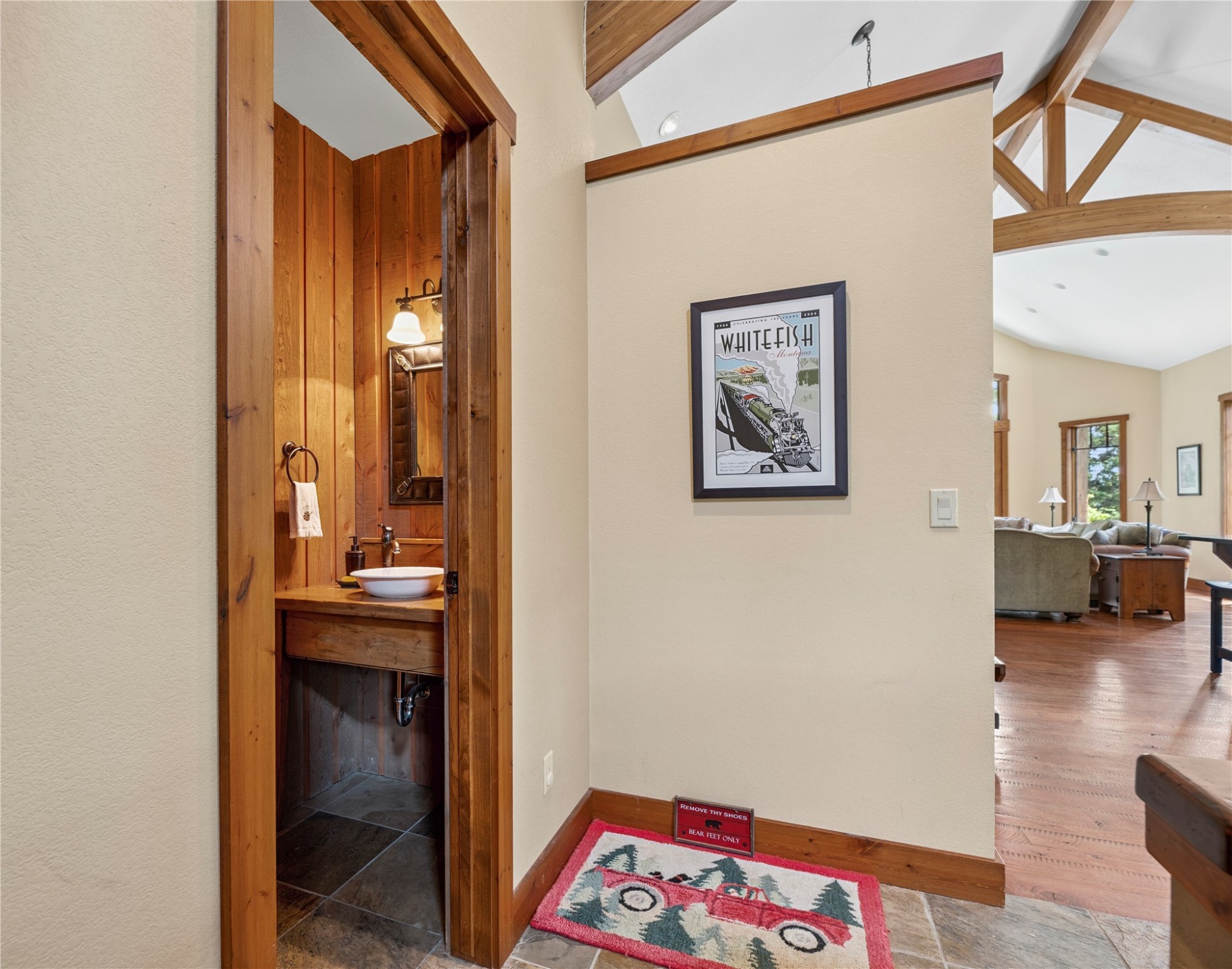 3813 Tamarack Avenue B