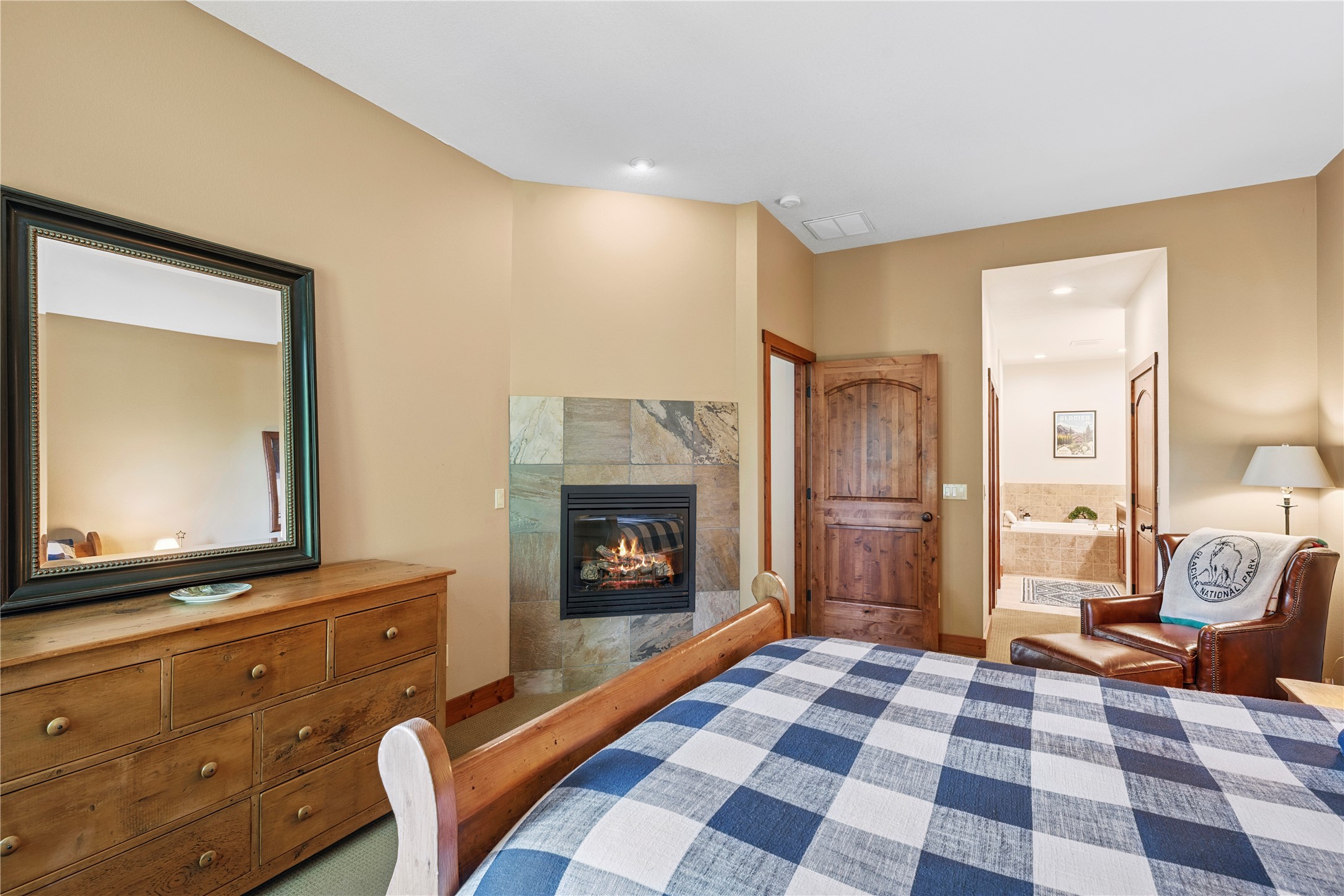 3813 Tamarack Avenue B